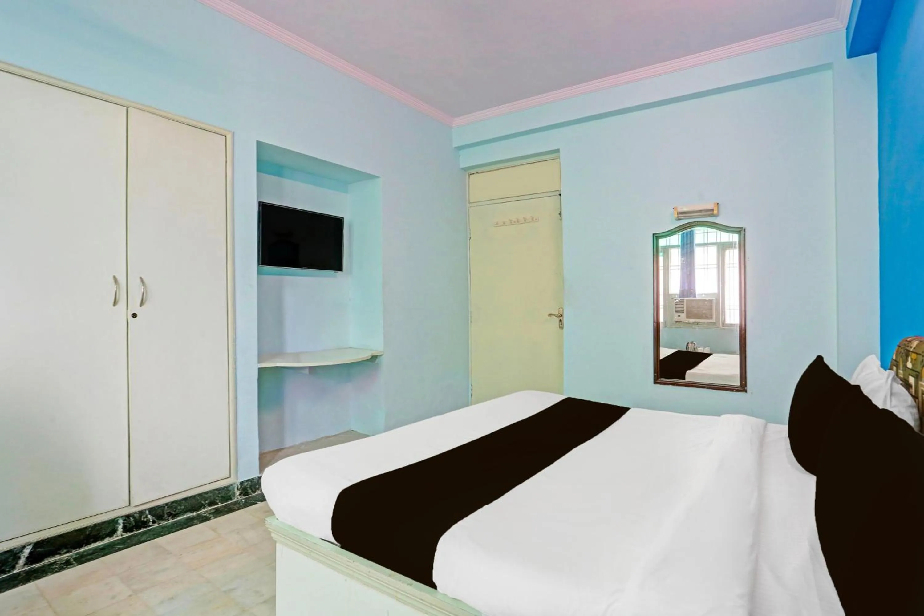 Bedroom, Bed in Collection O Bani Park Near Collectorate Circle Formerly Anuja Palace