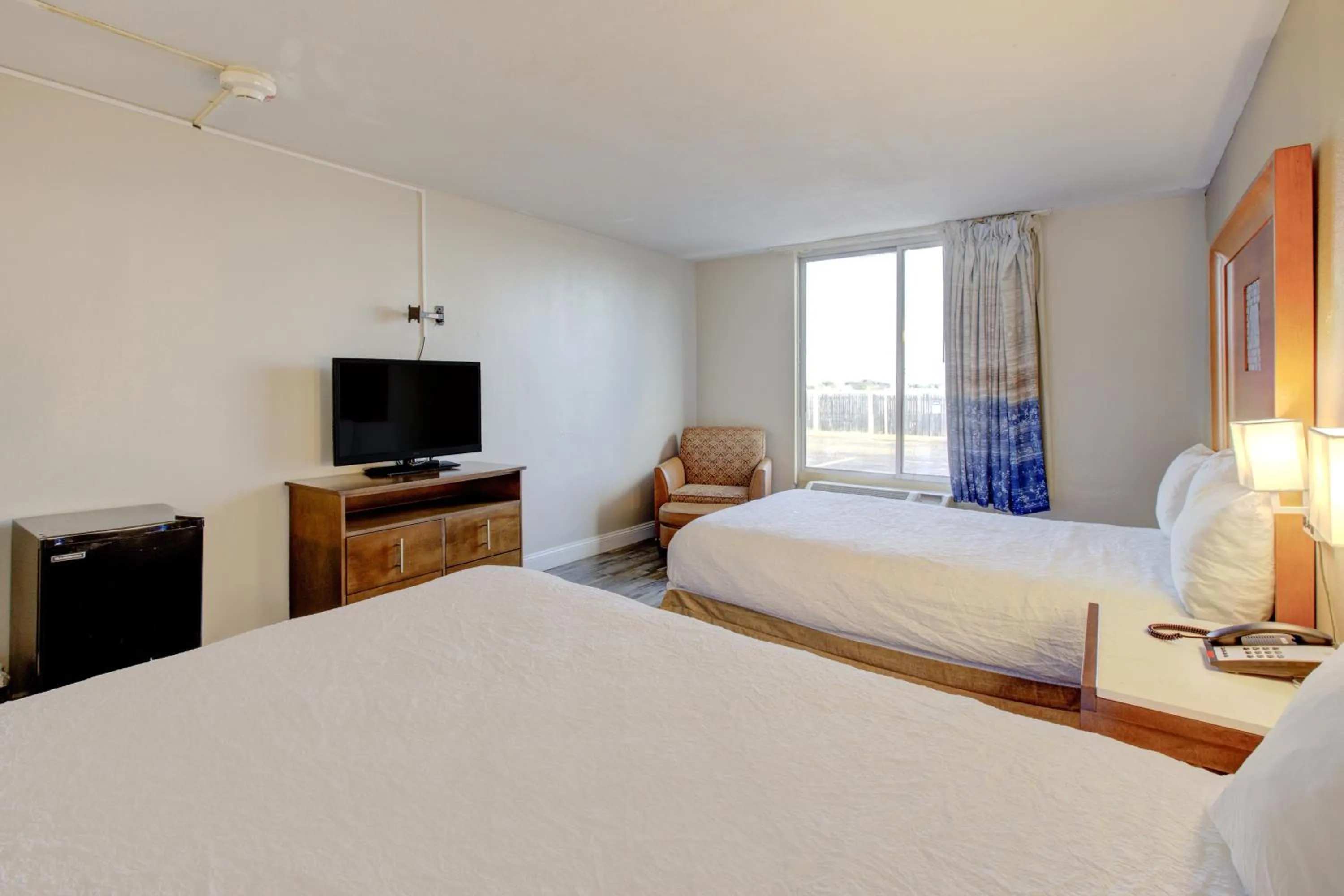 Bedroom, Bed in Capital O Duncanville Tx