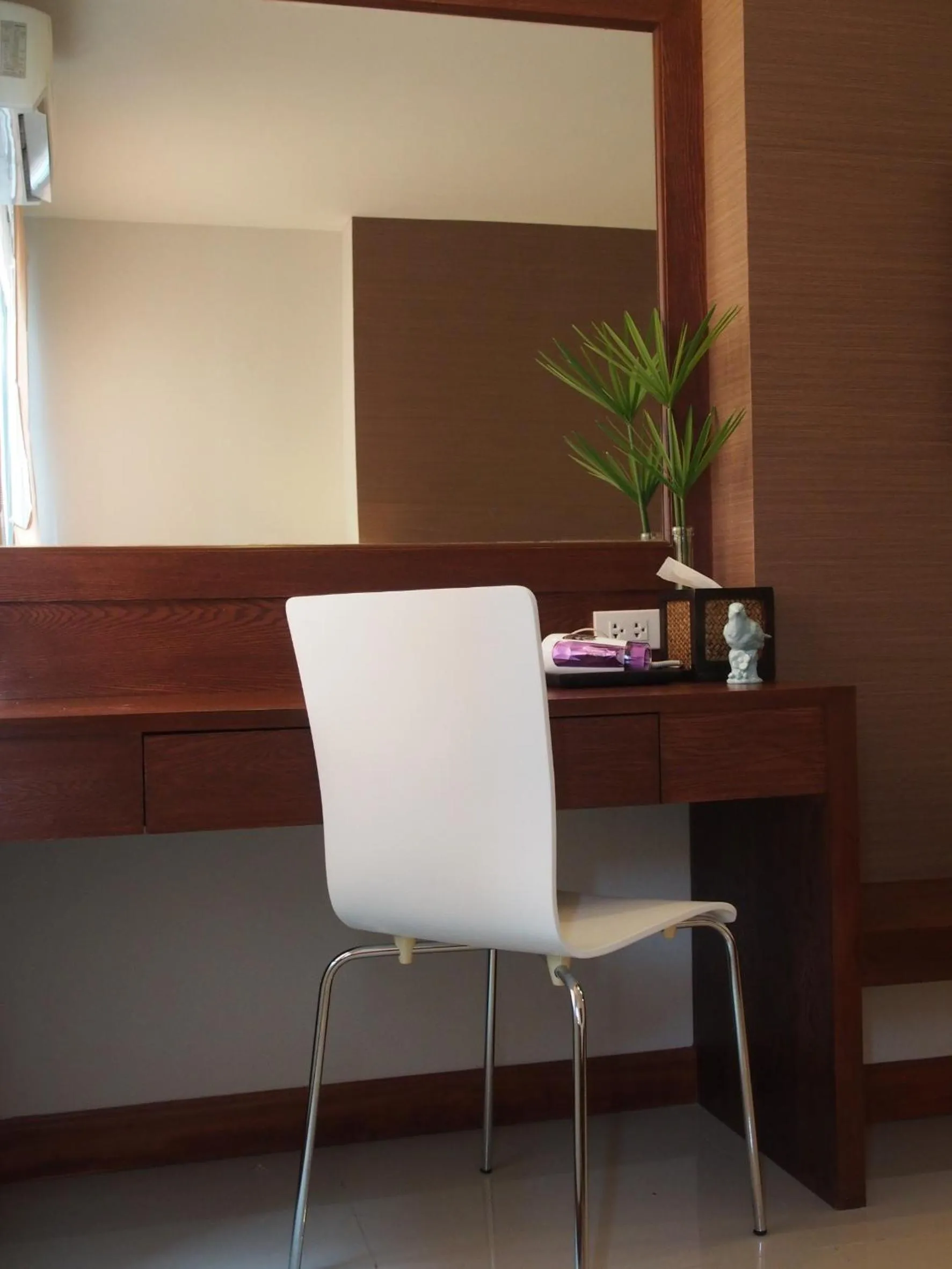 Area and facilities in The Little Nest Phuket