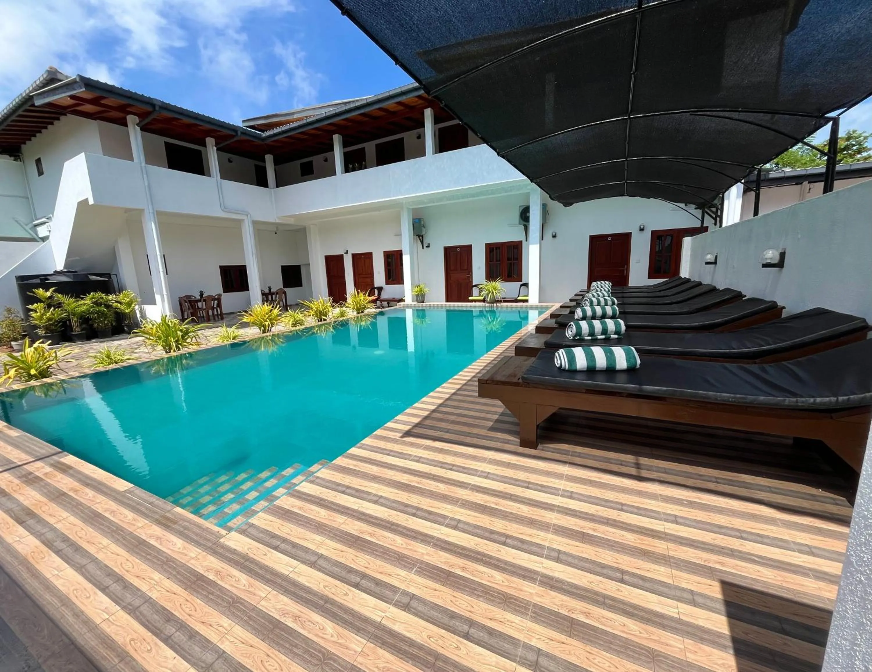 Sundowners Guesthouse