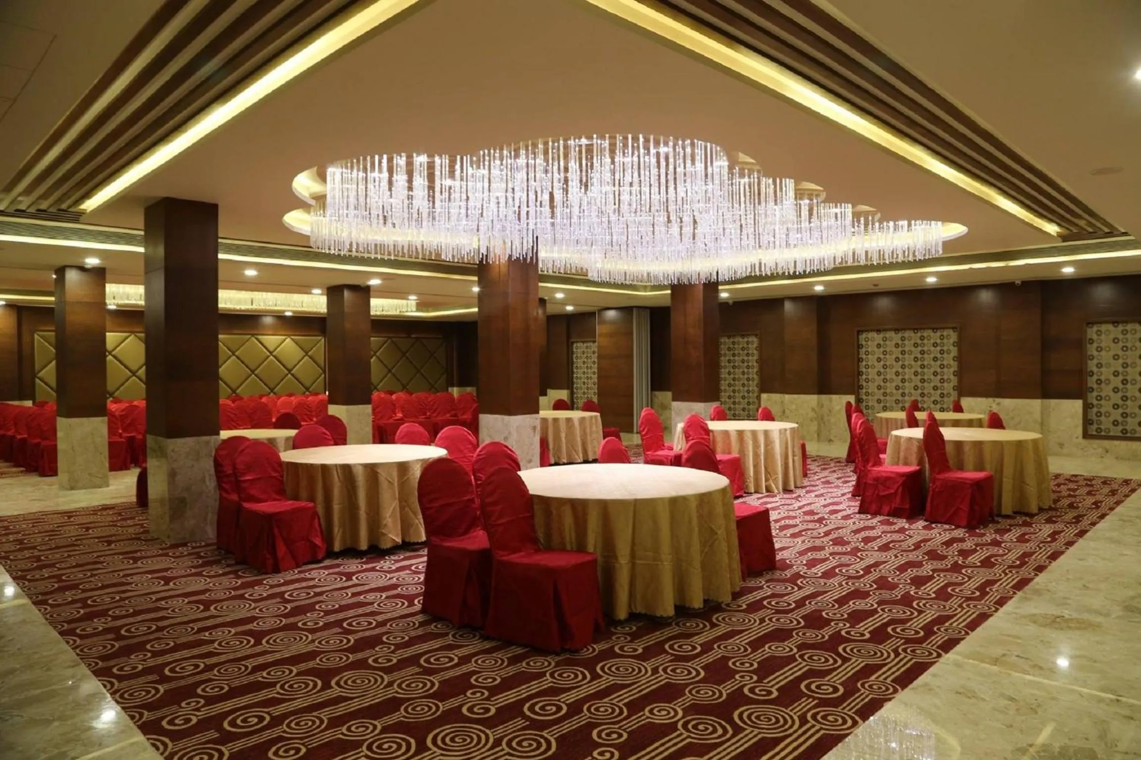 Banquet/Function facilities in The Fern Residency Mundra