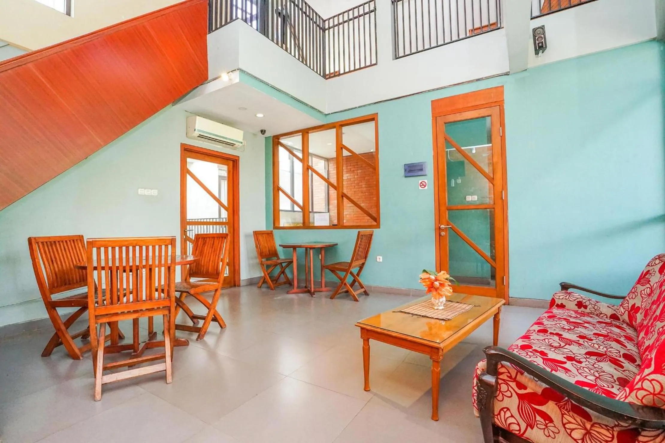 Living room in Noesa Heritage