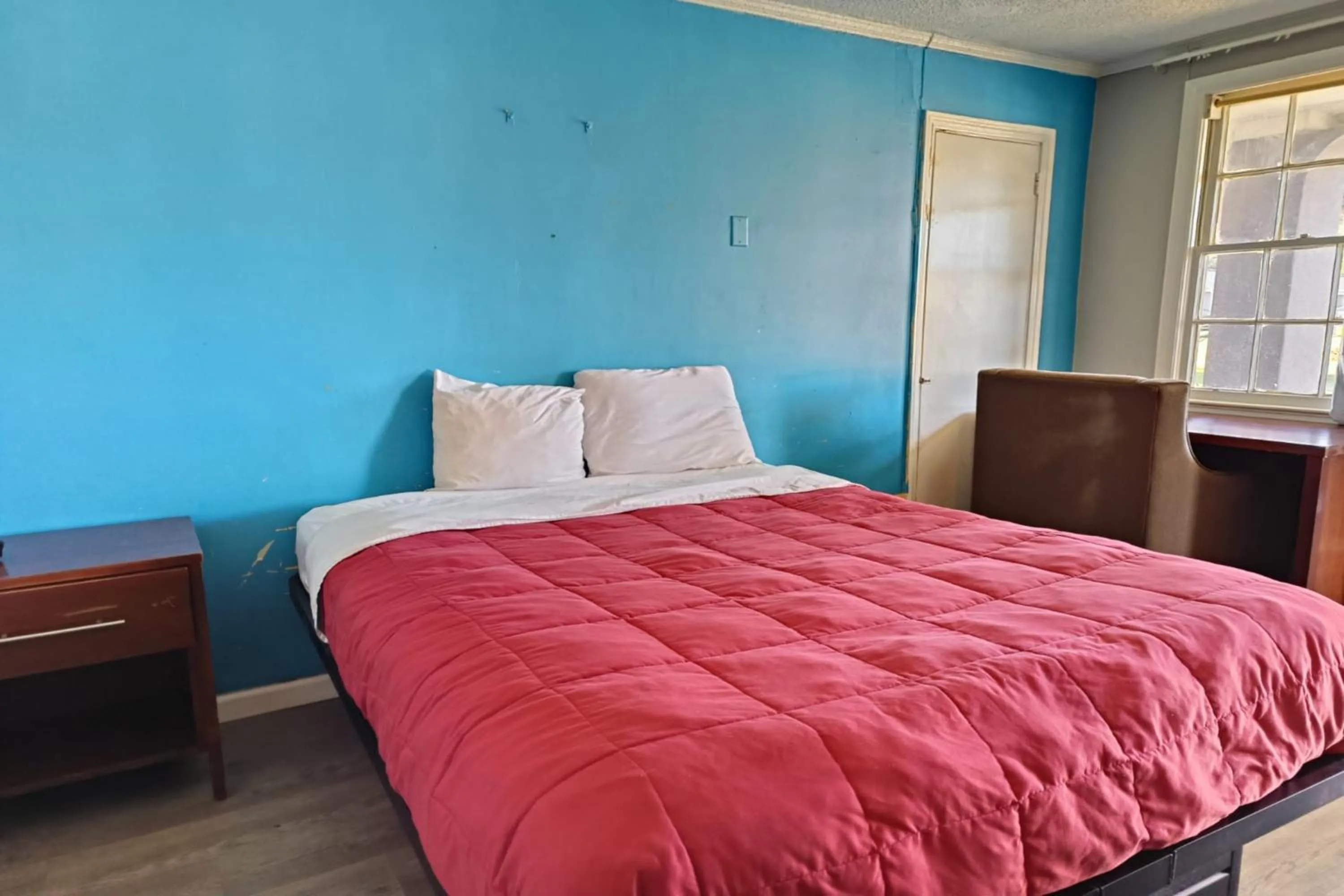 Bedroom, Bed in Crown Inn by OYO Orangeburg Hwy 301