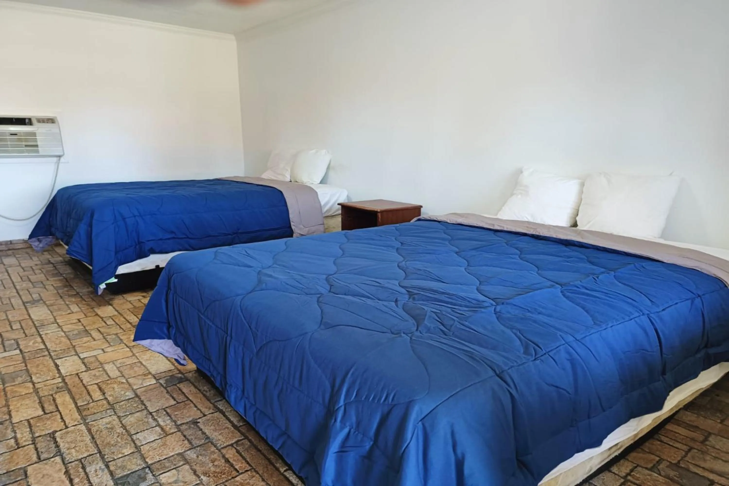 Bedroom, Bed in Crown Inn by OYO Orangeburg Hwy 301