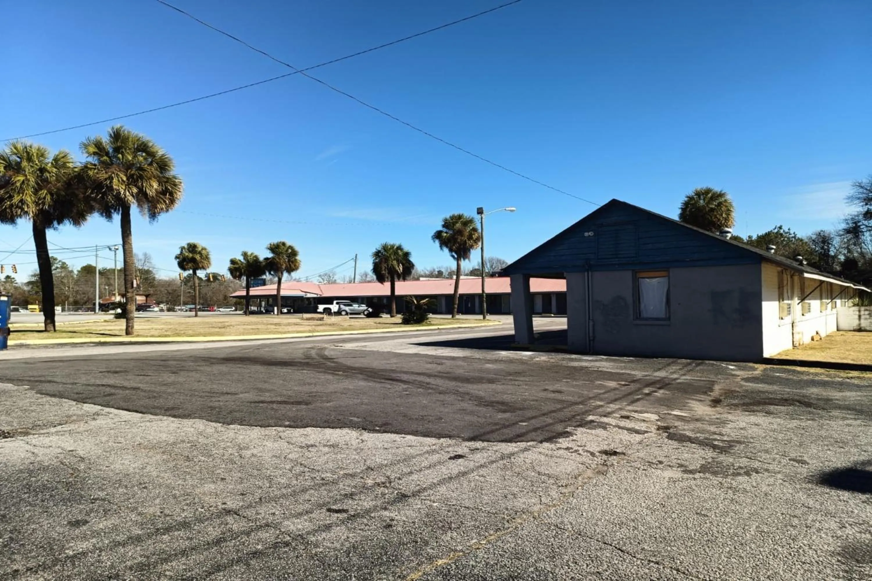 Property building in Crown Inn by OYO Orangeburg Hwy 301