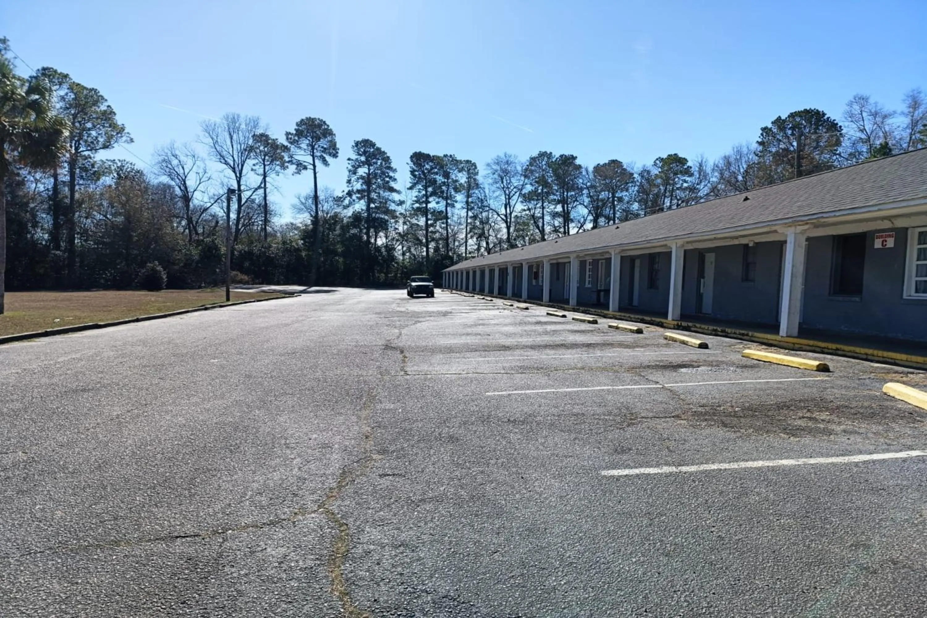 Property building in Crown Inn by OYO Orangeburg Hwy 301