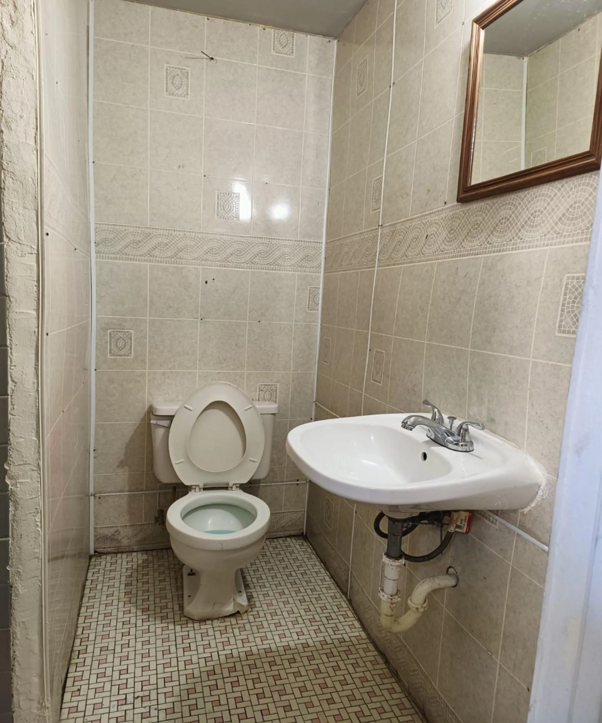 Bathroom in Crown Inn by OYO Orangeburg Hwy 301