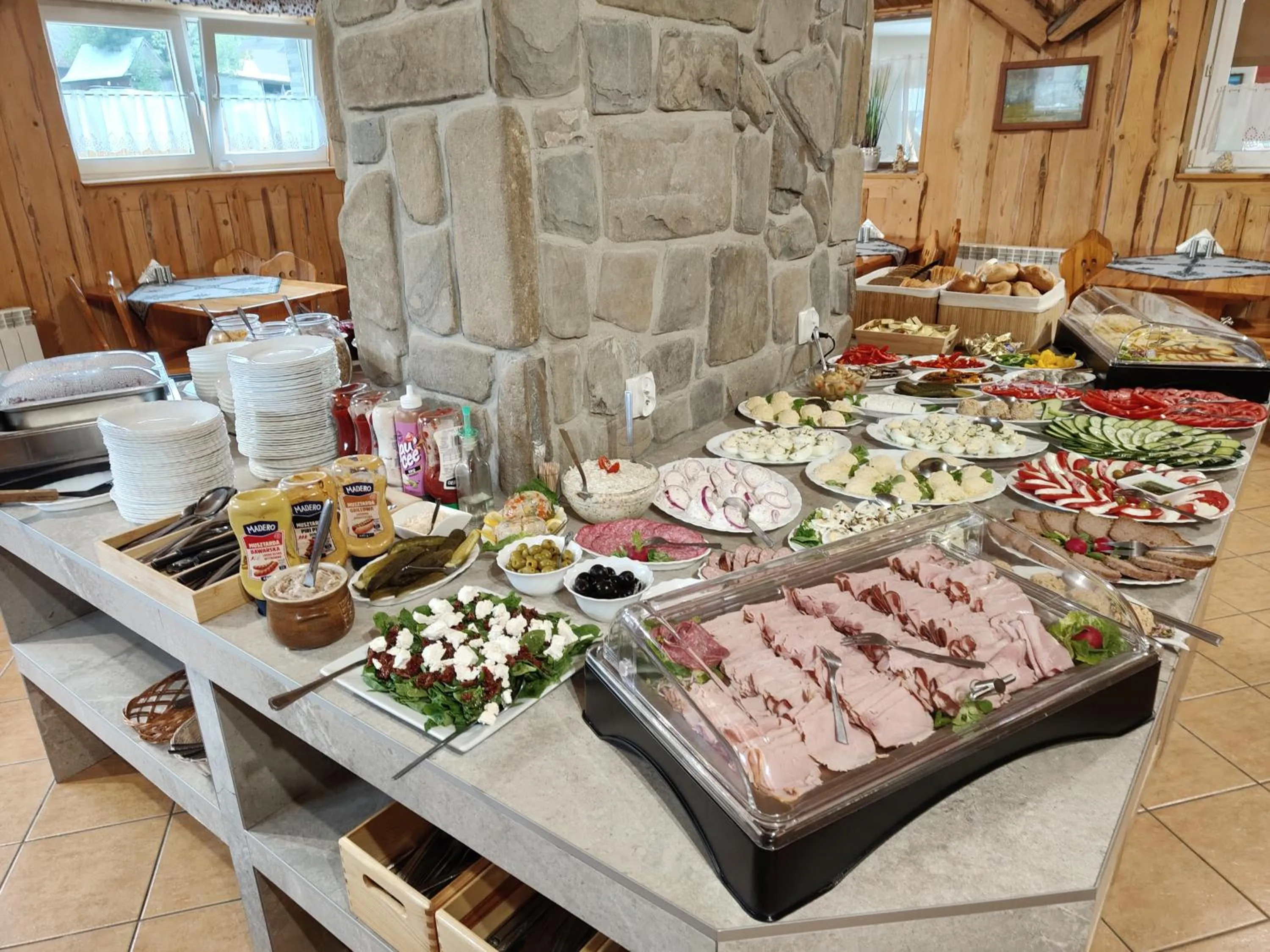 Restaurant/places to eat in Willa Góry B&B