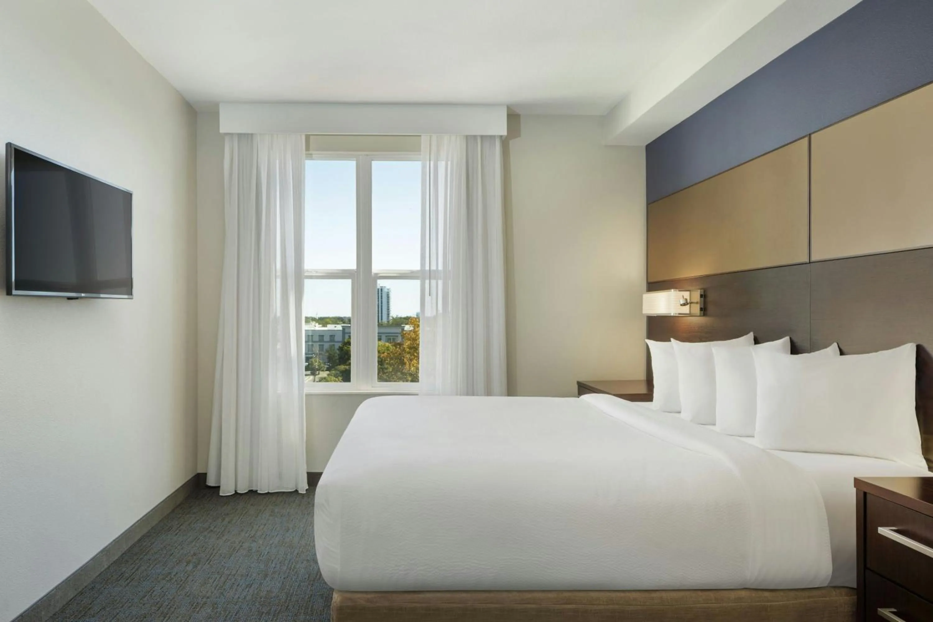 Bedroom, Bed in Residence Inn by Marriott Orlando Downtown