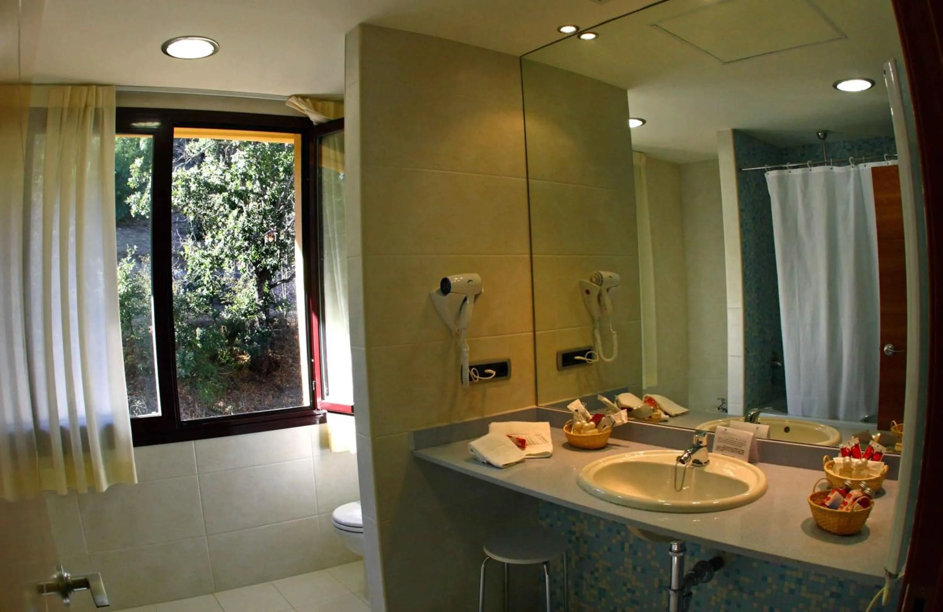 Bathroom in Hotel Balneario Valle del Jerte