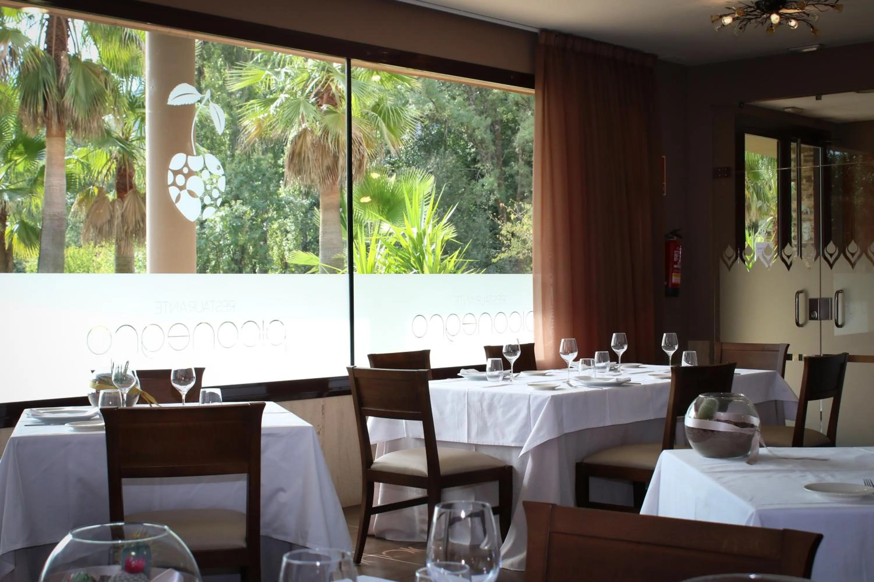 Restaurant/places to eat in Hotel Balneario Valle del Jerte