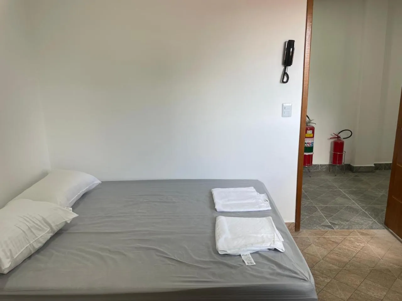 Bed in Condomínio Residencial Vitória 3