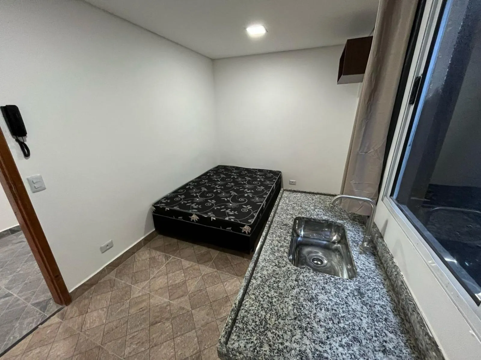 Bed in Condomínio Residencial Vitória 3