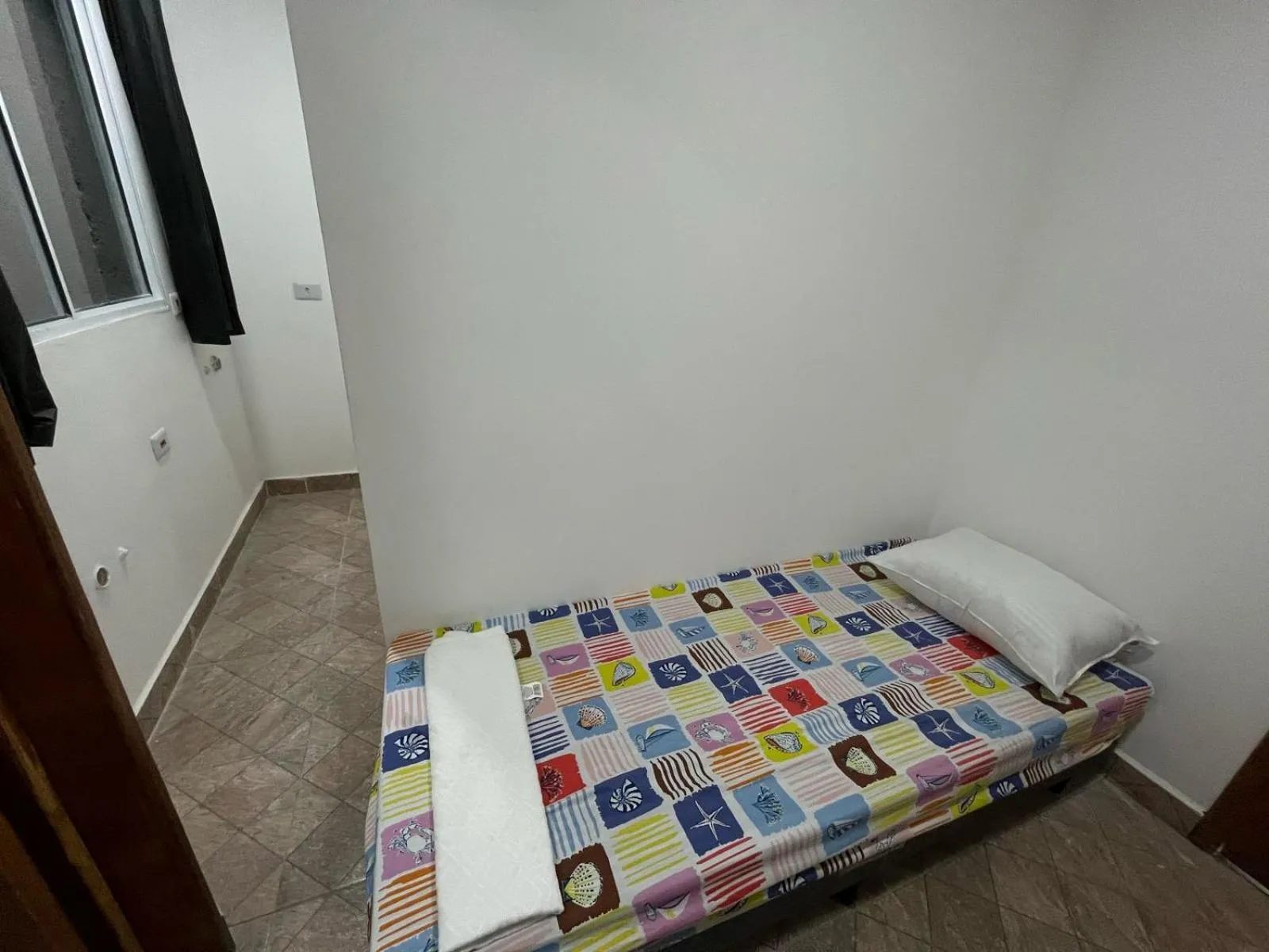 Bed in Condomínio Residencial Vitória 3