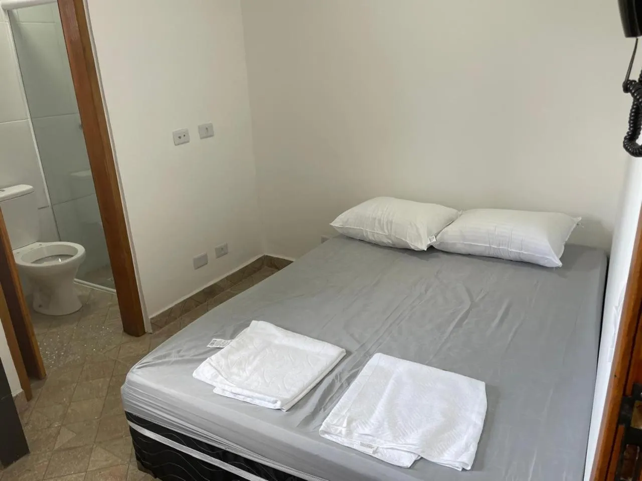 Bed in Condomínio Residencial Vitória 3