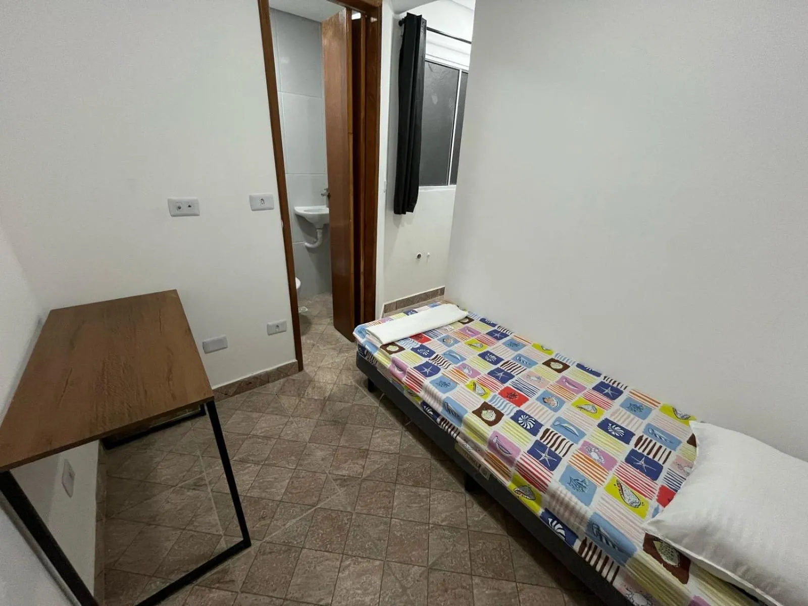 Bed in Condomínio Residencial Vitória 3