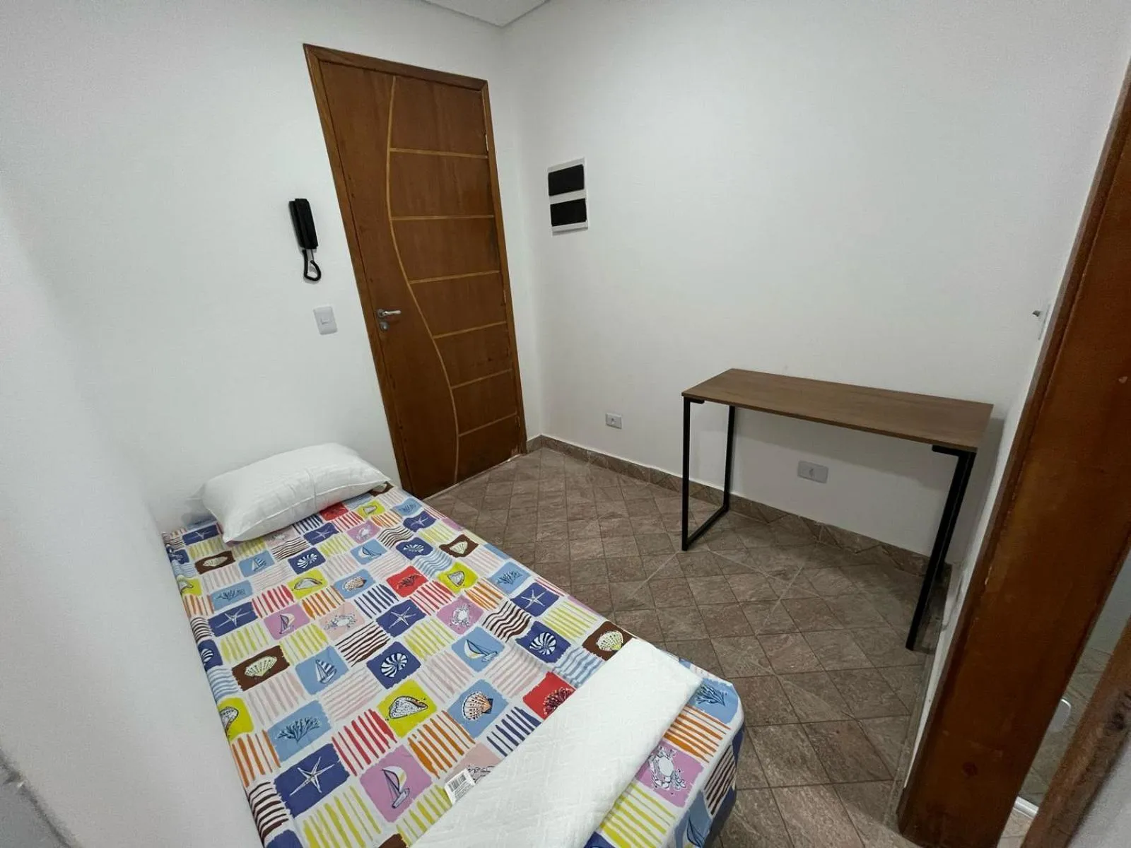 Bed in Condomínio Residencial Vitória 3