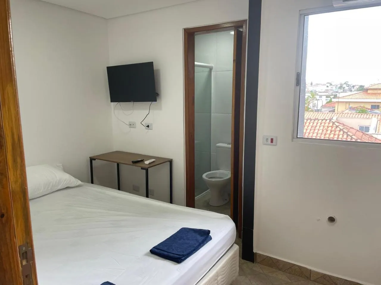 Bed in Condomínio Residencial Vitória 3