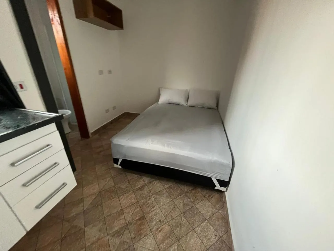 Bed in Condomínio Residencial Vitória 3