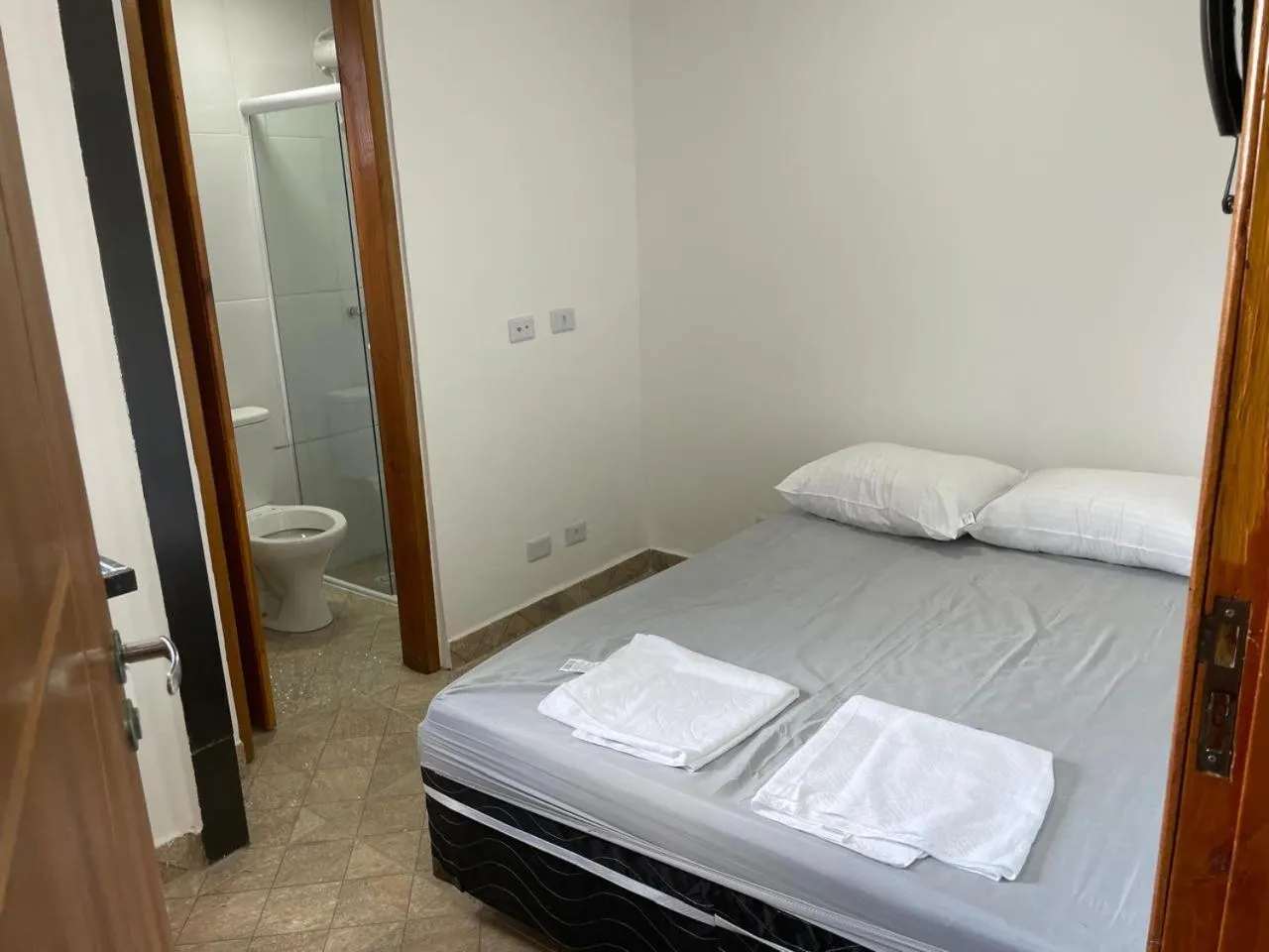 Bed in Condomínio Residencial Vitória 3