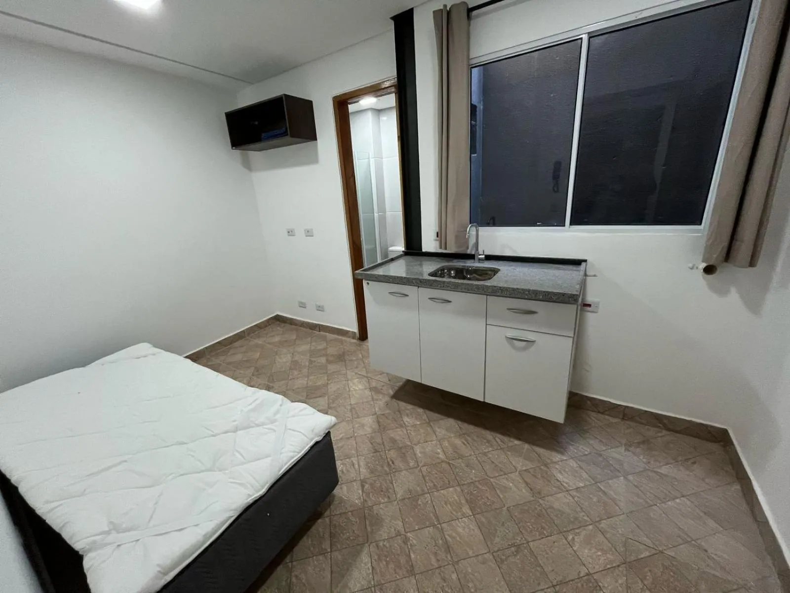 Bed in Condomínio Residencial Vitória 3