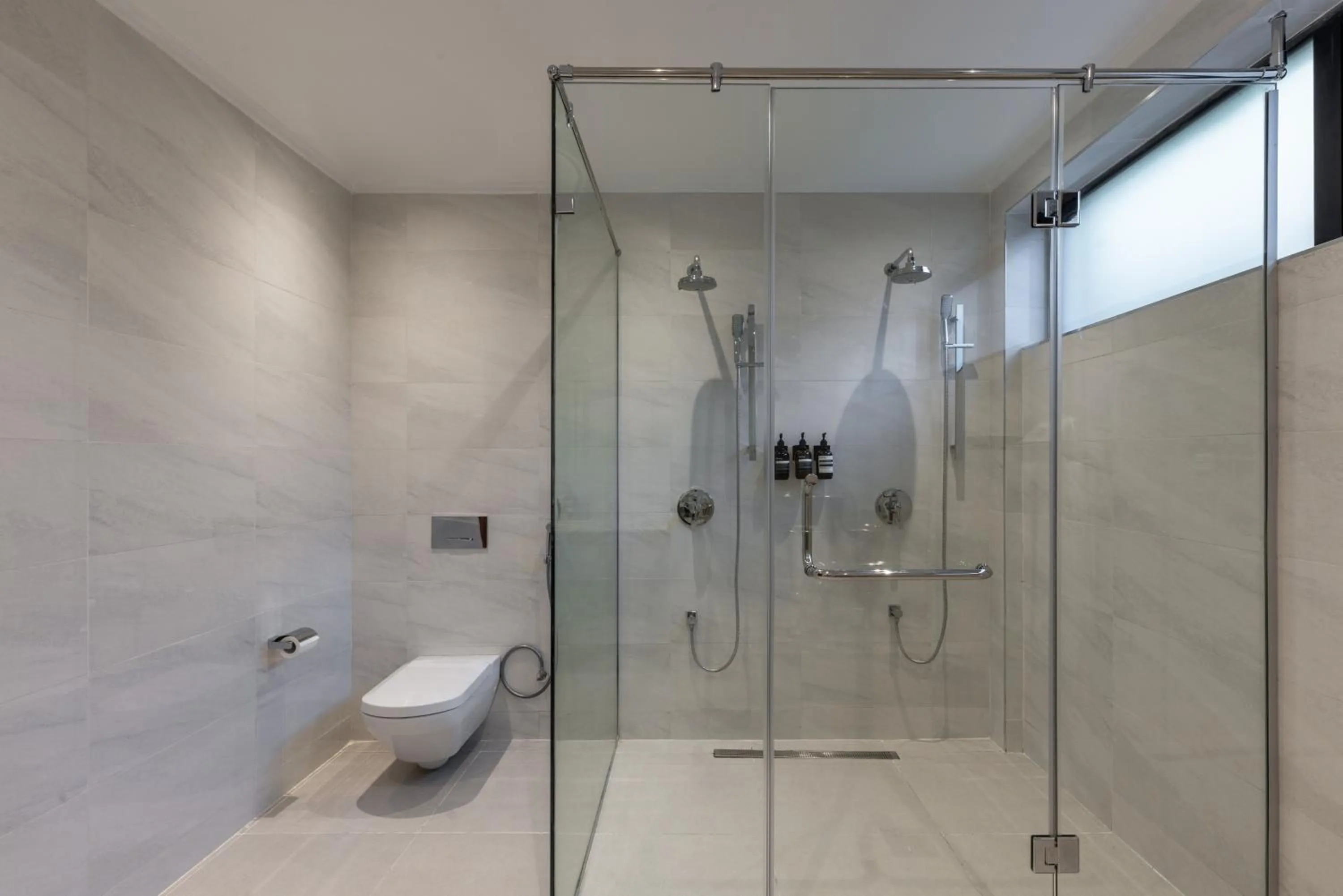 Shower in Pax Manor Muthaiga