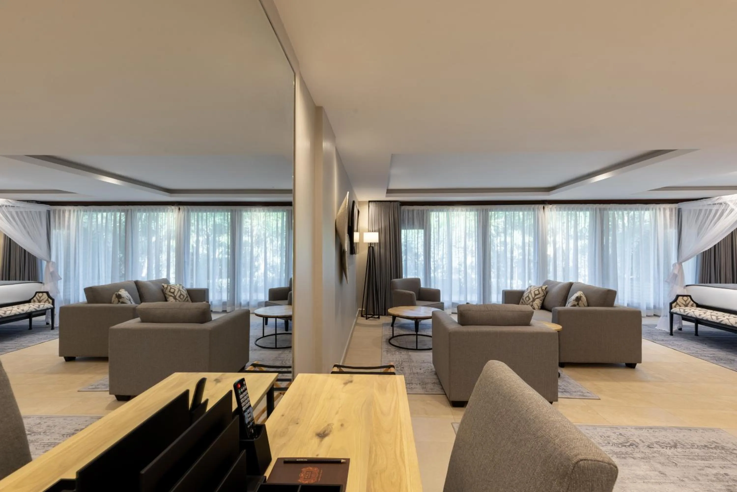 Living room, Bed in Pax Manor Muthaiga