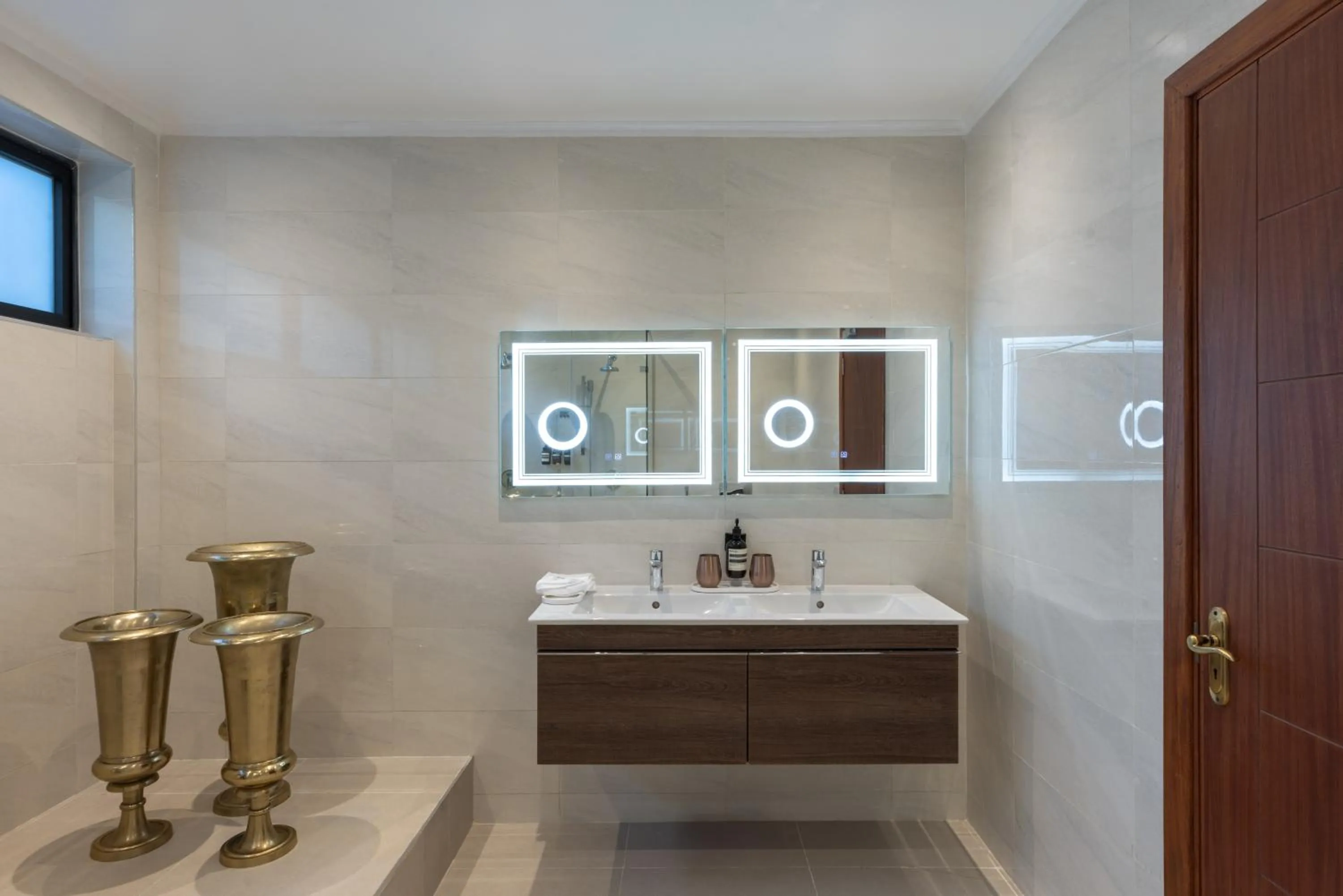 Bathroom in Pax Manor Muthaiga