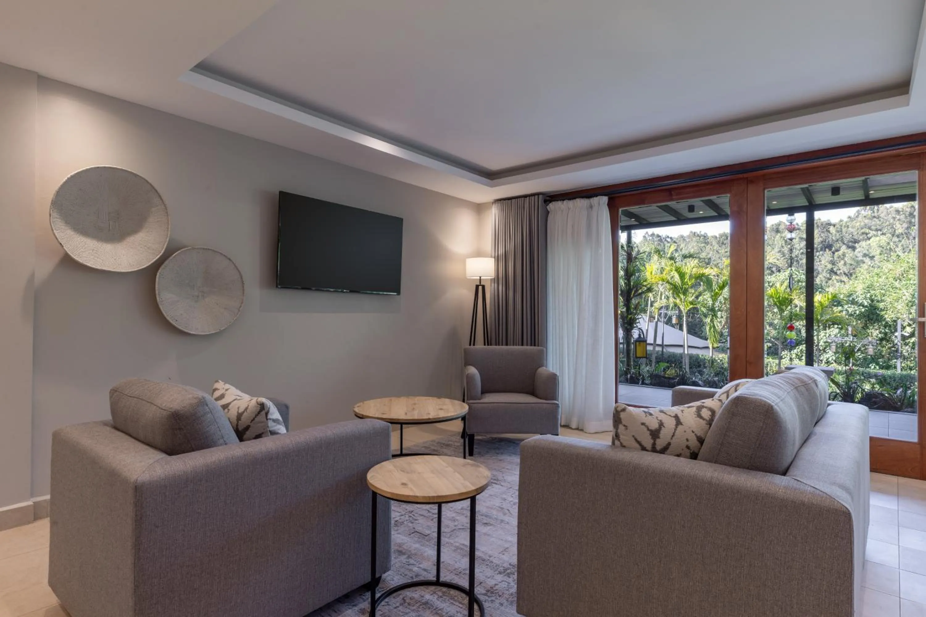 TV and multimedia in Pax Manor Muthaiga