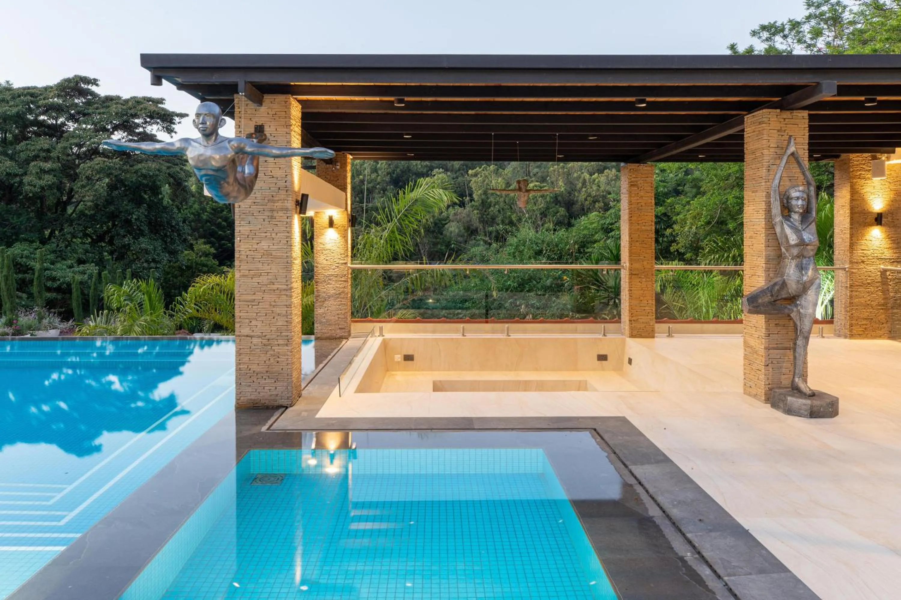 Swimming pool in Pax Manor Muthaiga