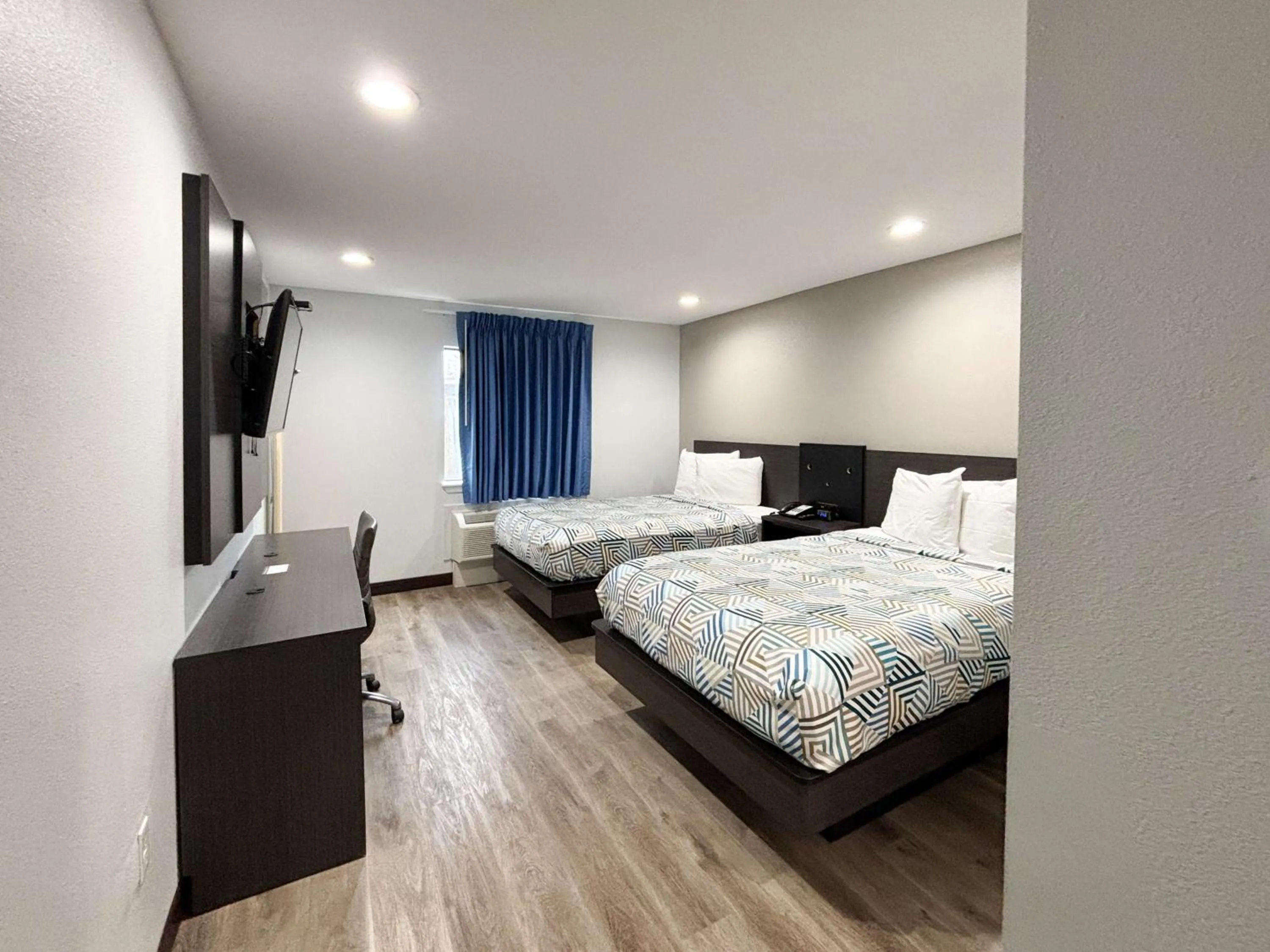 Bedroom, Bed in Studio 6 Sulphur LA