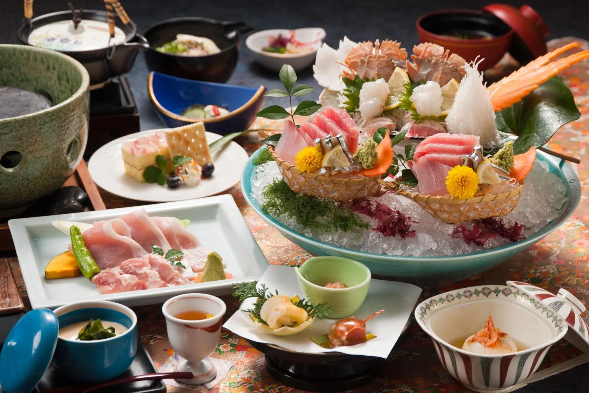 Food close-up in UmibenokakureyuSEIRYU海辺のかくれ湯清流