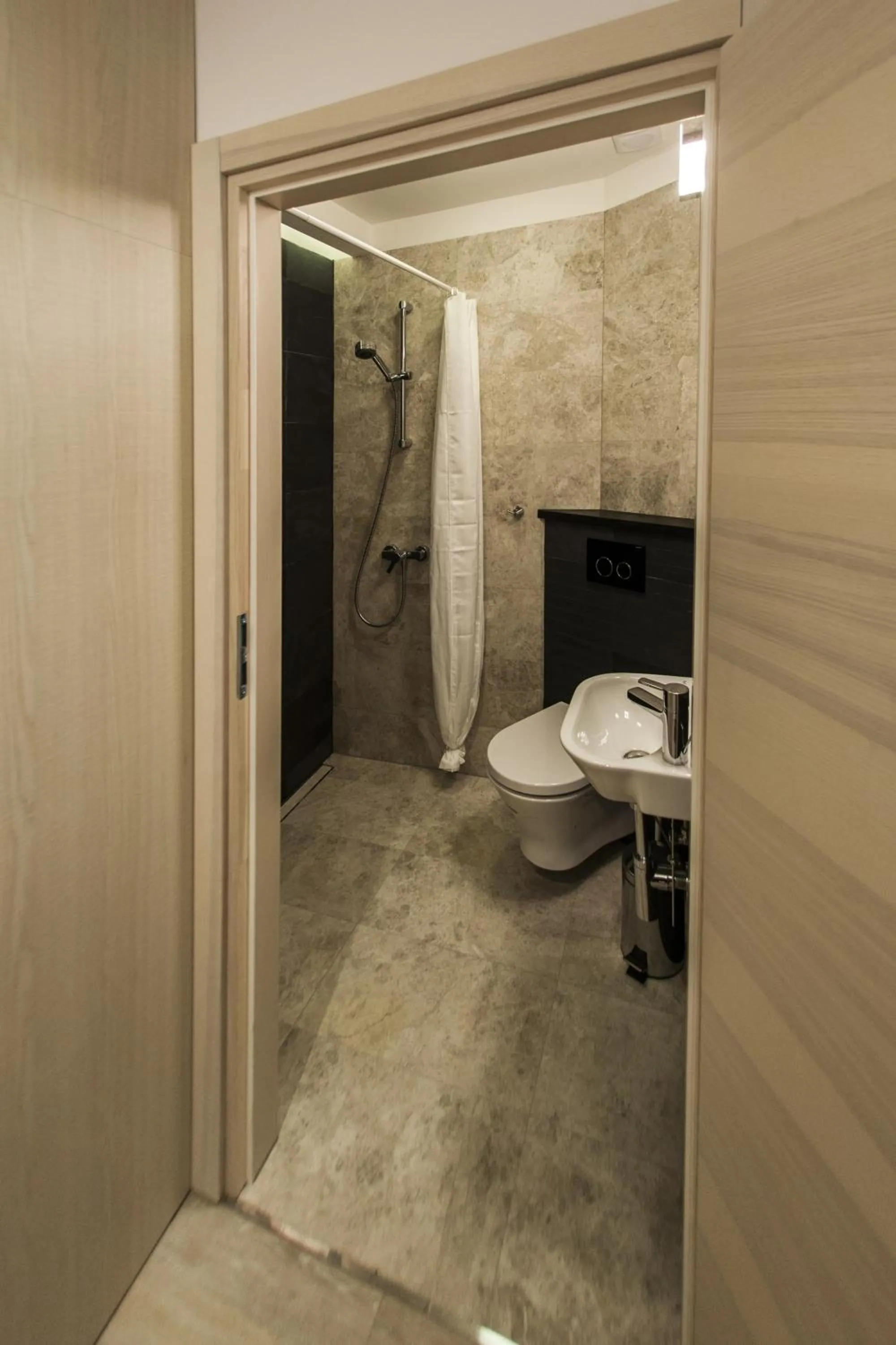 Bathroom in Stone Villa Gdańsk Kowale