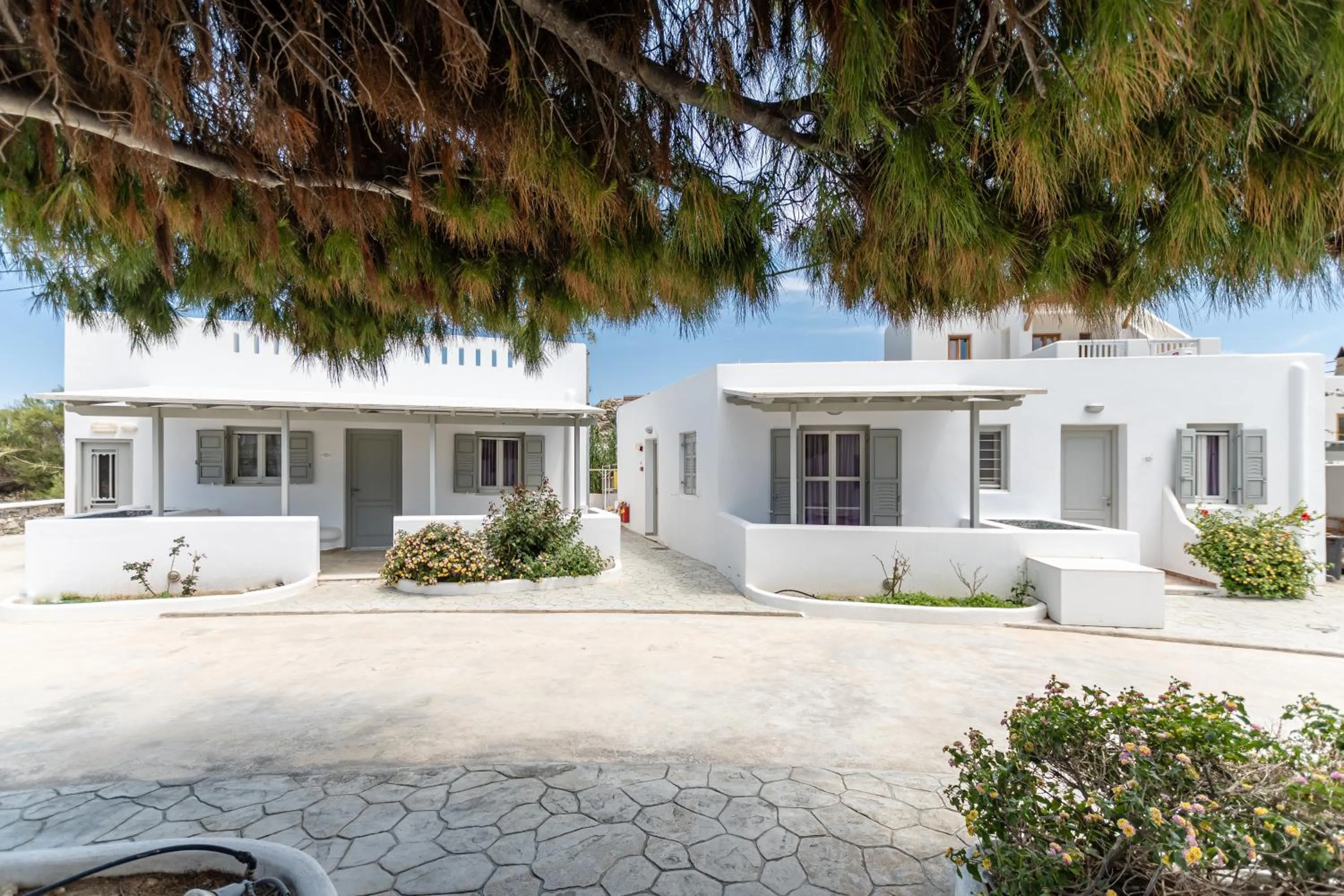 Property building in Golden Sand