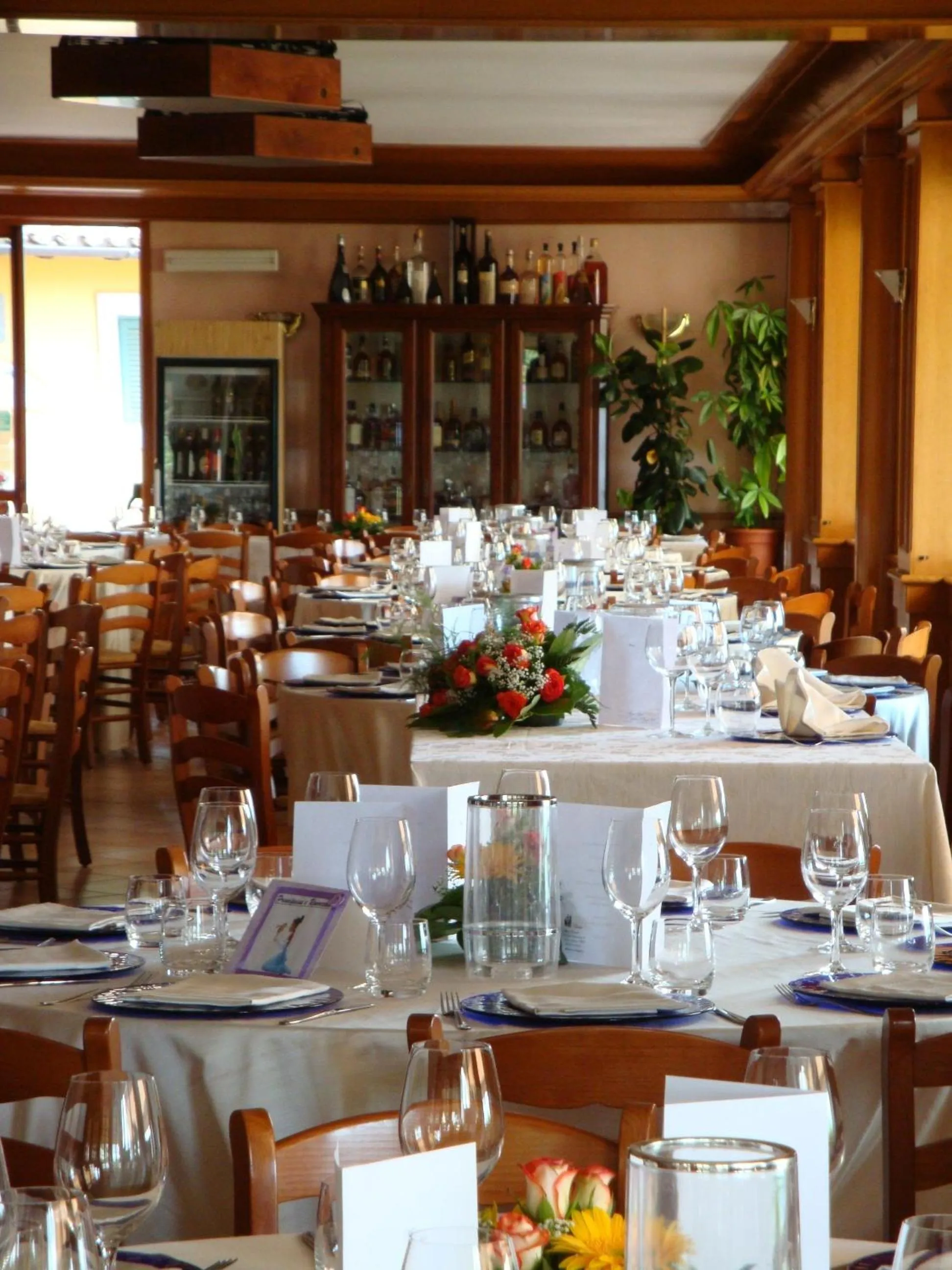 Restaurant/places to eat in Belsito