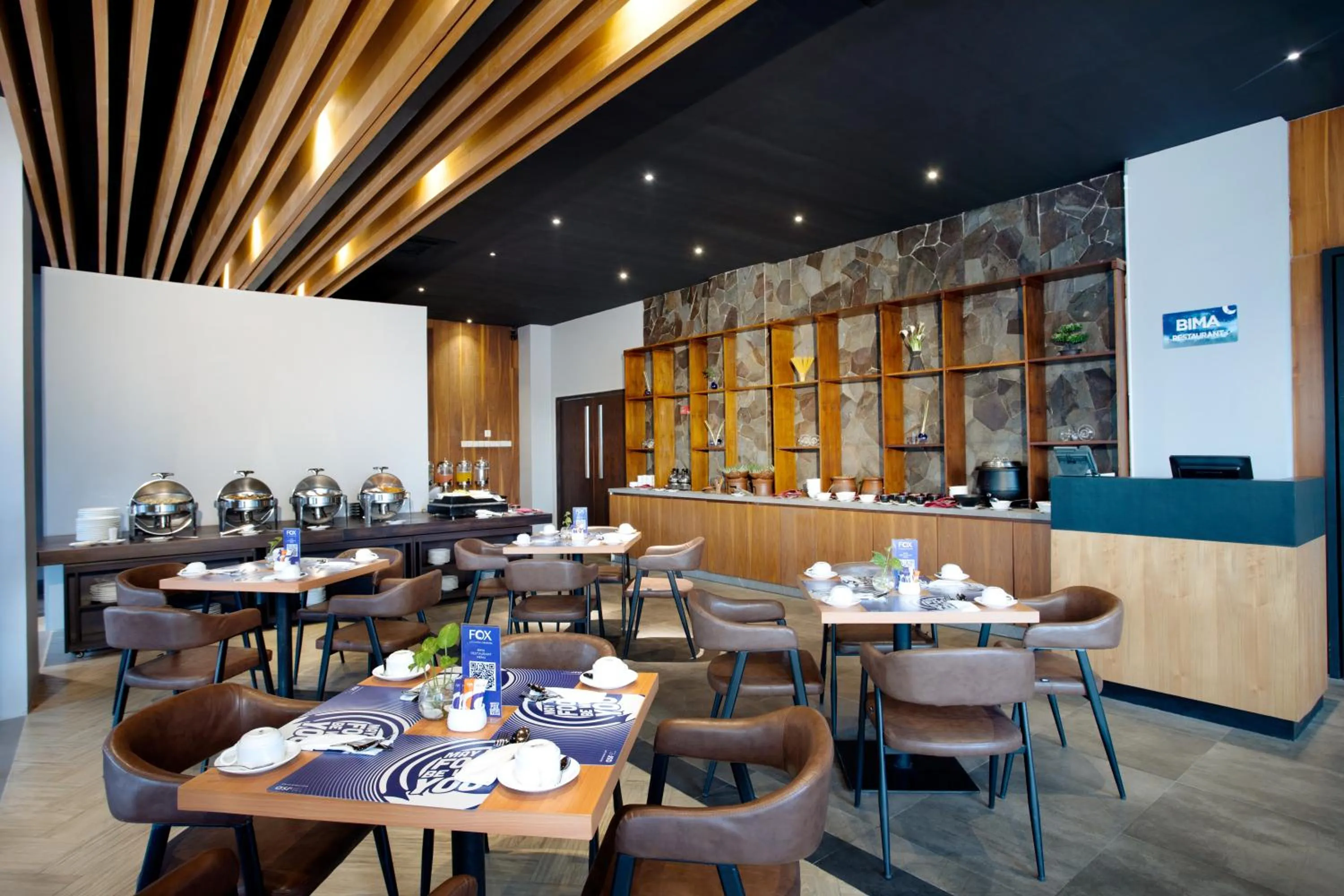 Restaurant/places to eat in FOX Lite Hotel Cikarang