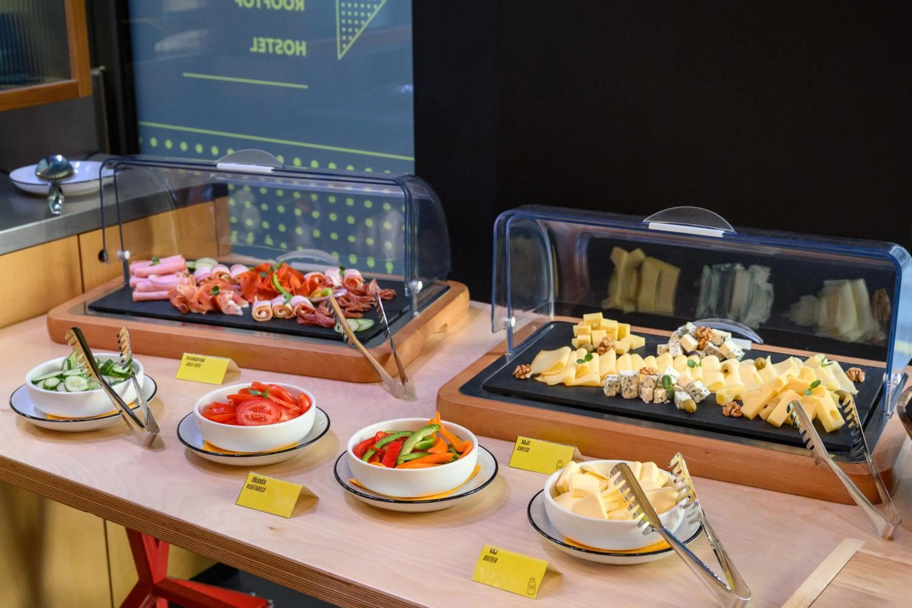 Food and drinks in JO&JOE Budapest