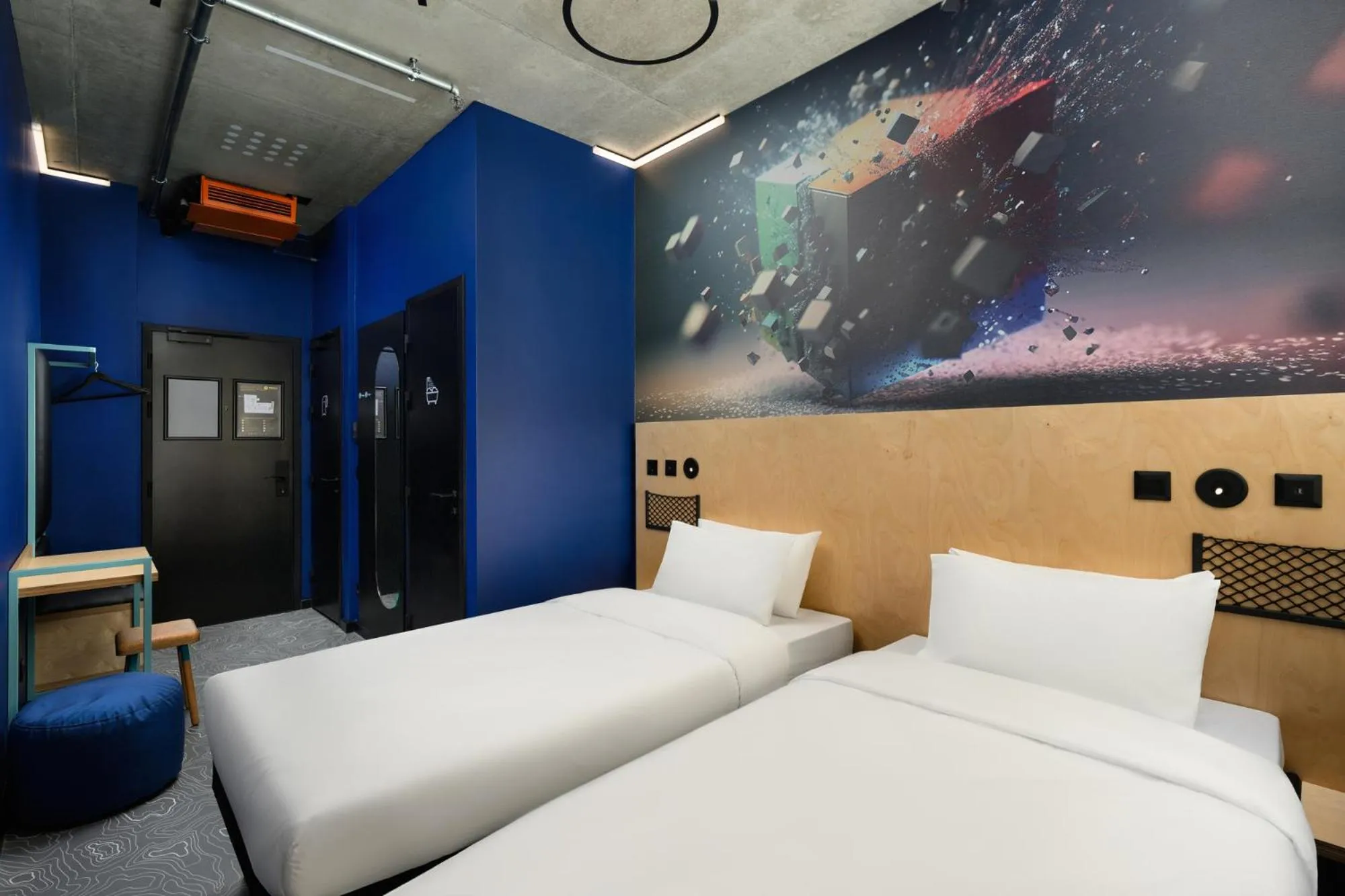 Bed in JO&JOE Budapest