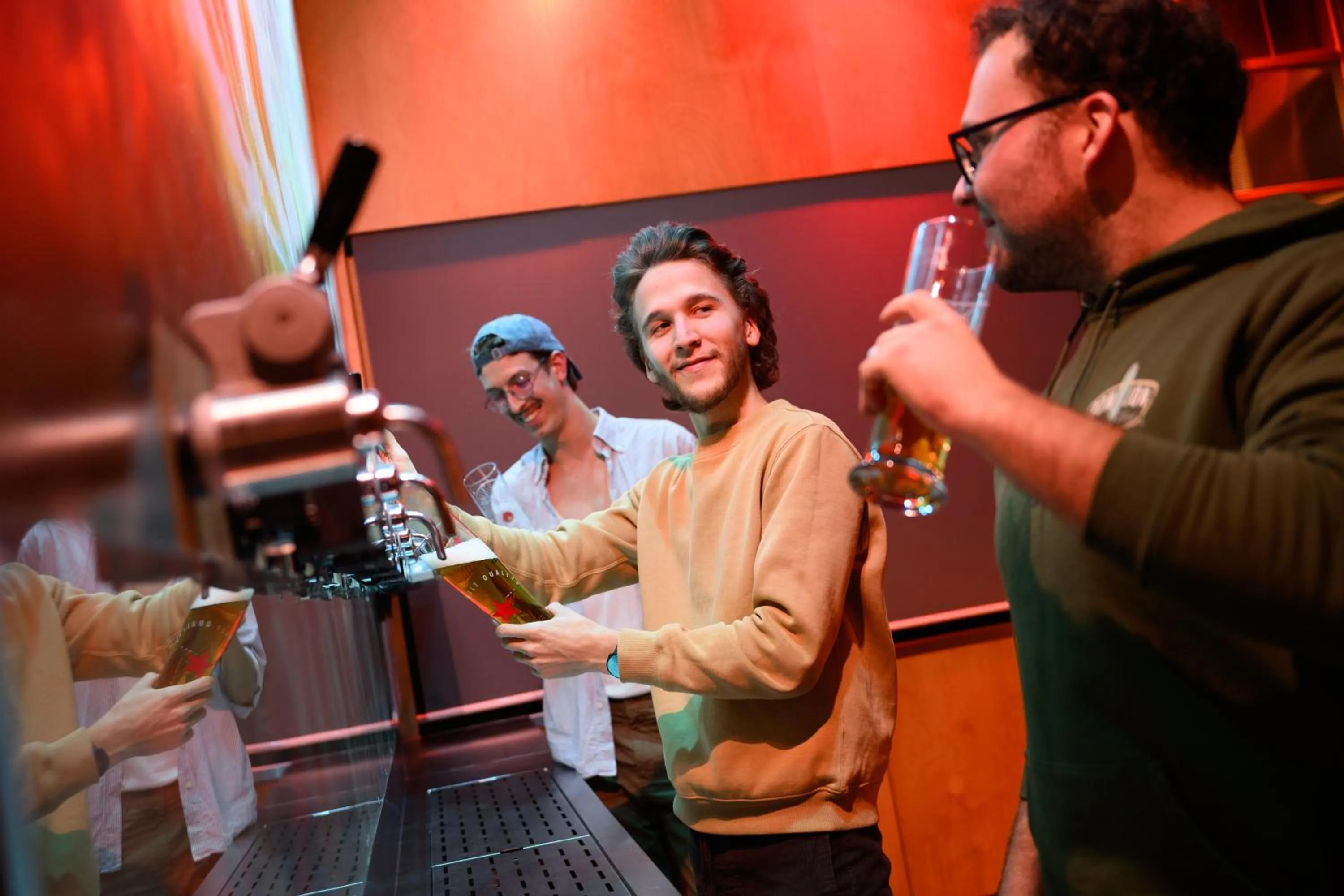 Lounge or bar in JO&JOE Budapest