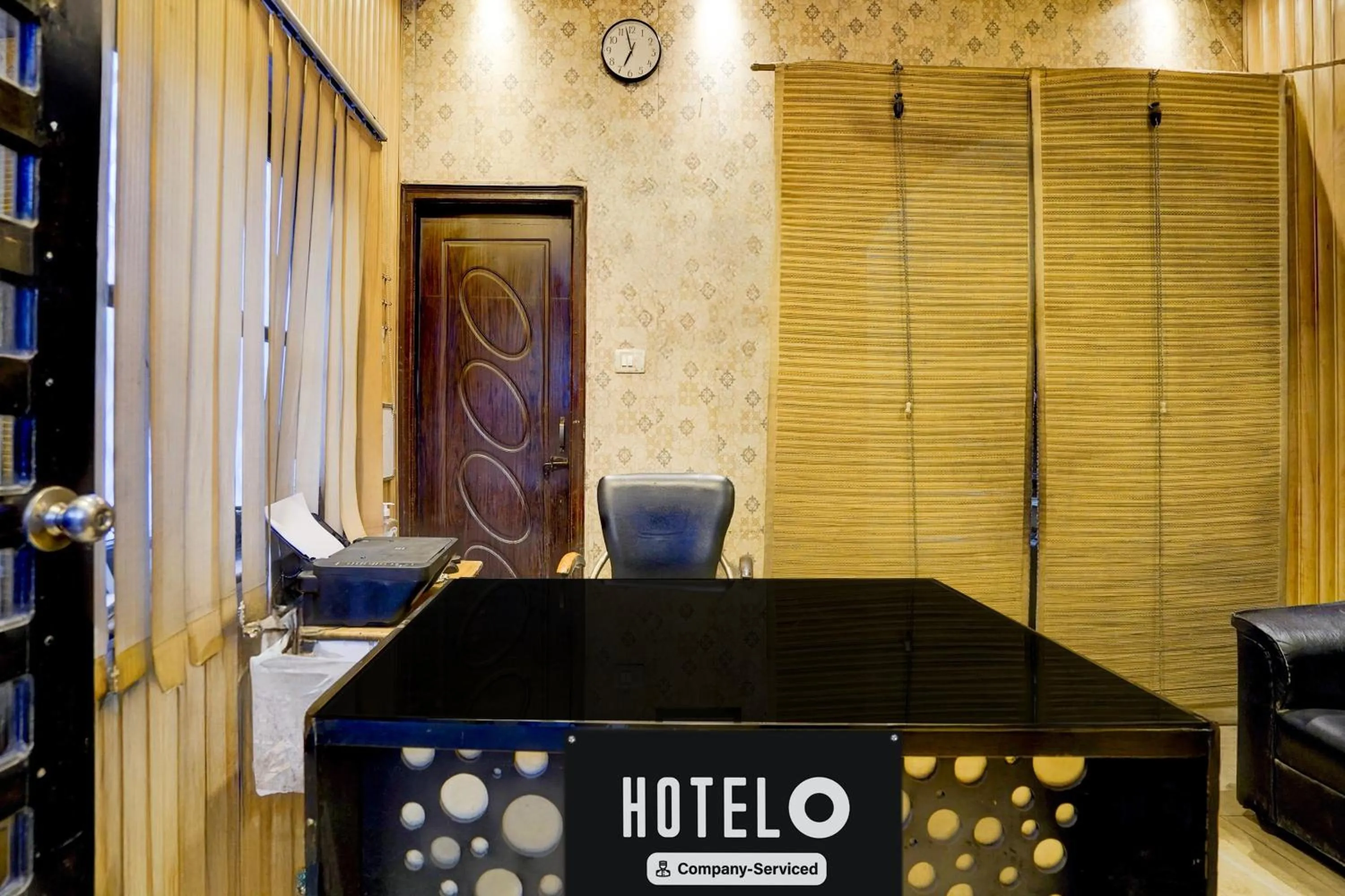 Lobby or reception in Hotel O Dehradun City Centre