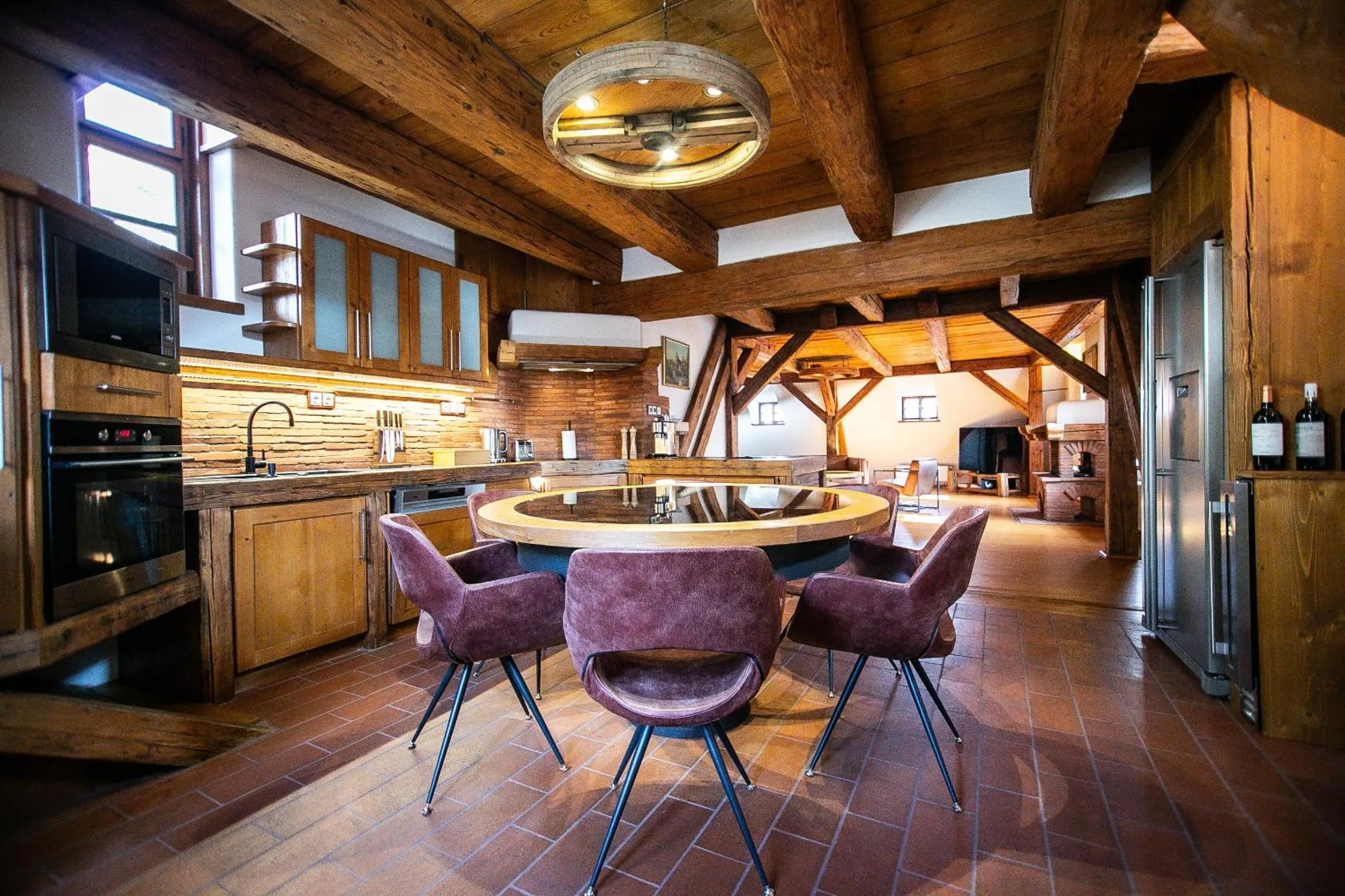 Kitchen or kitchenette in Mill Apartments