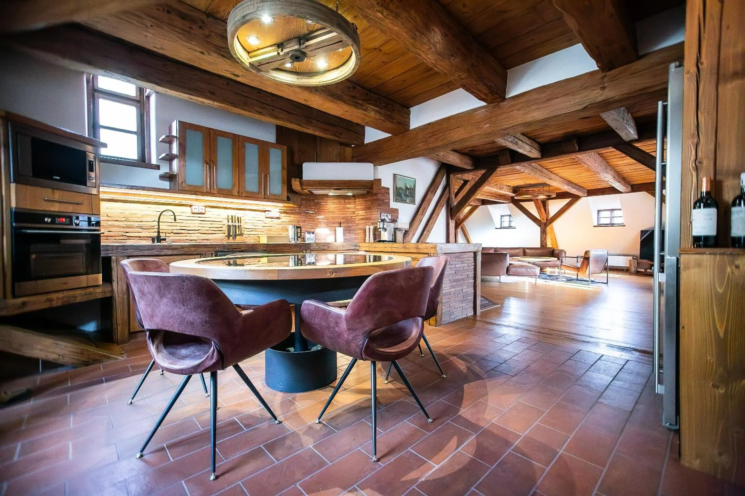 Kitchen or kitchenette in Mill Apartments