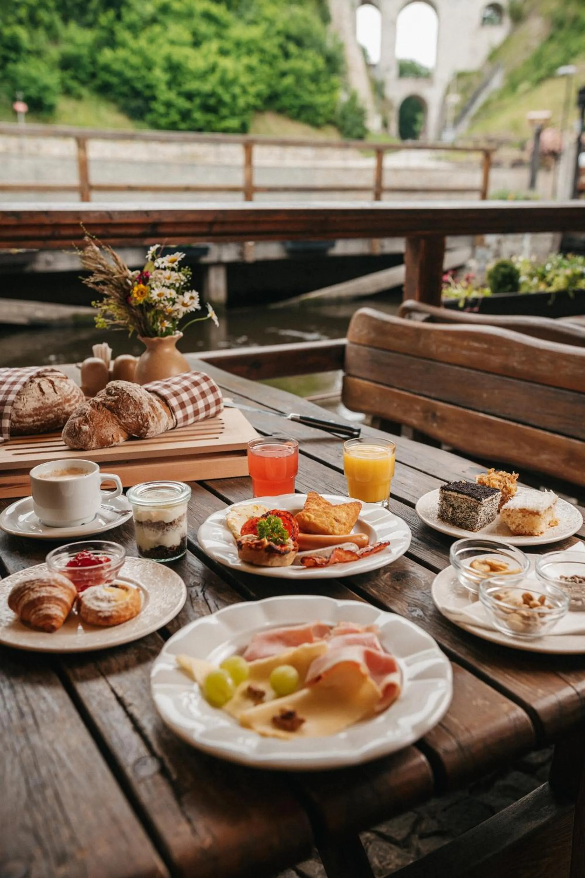 Continental breakfast in Mill Apartments