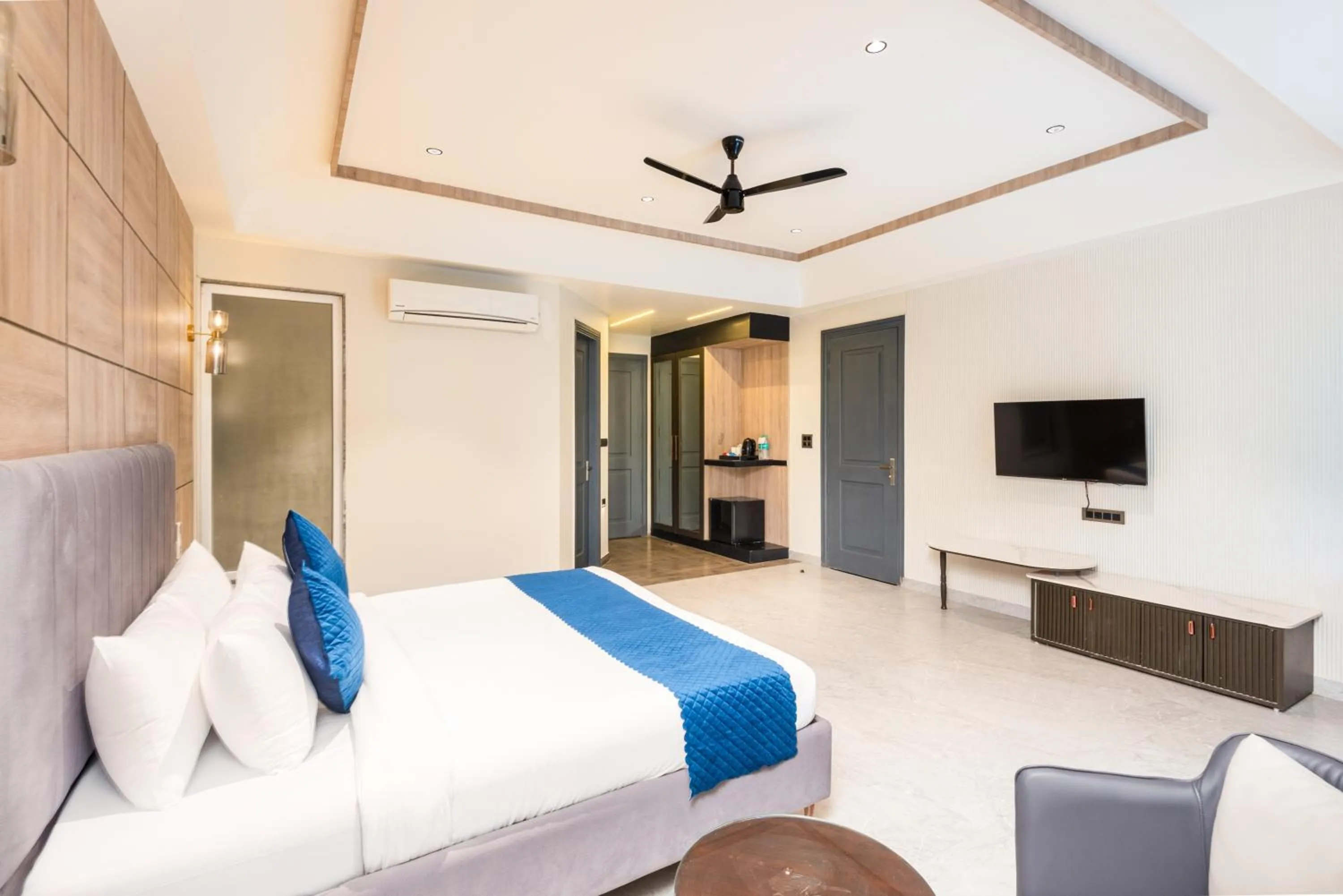 Bed in DLS Divine River Resort and Spa, Rishikesh