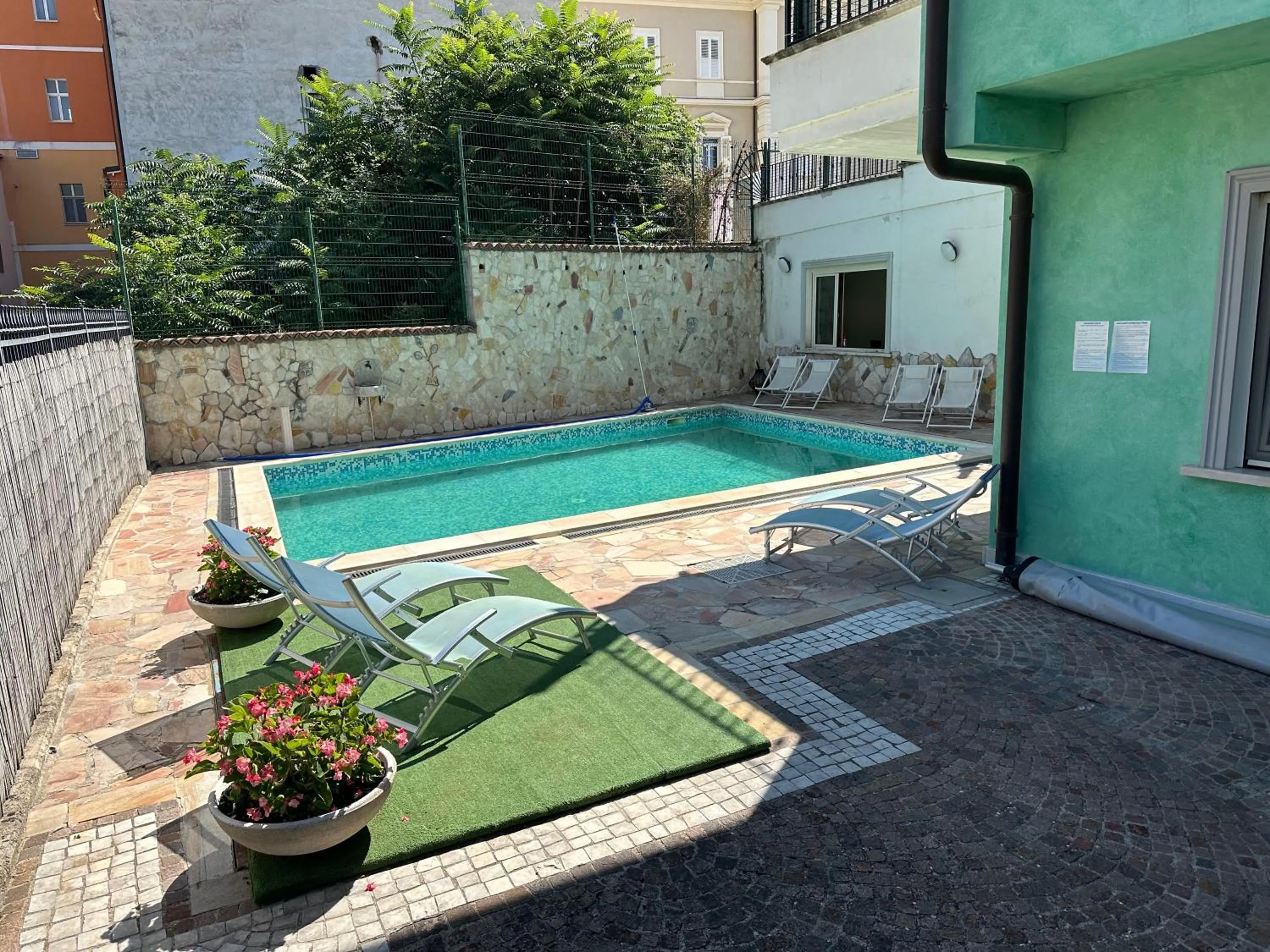 Swimming pool in Hotel San Berardo