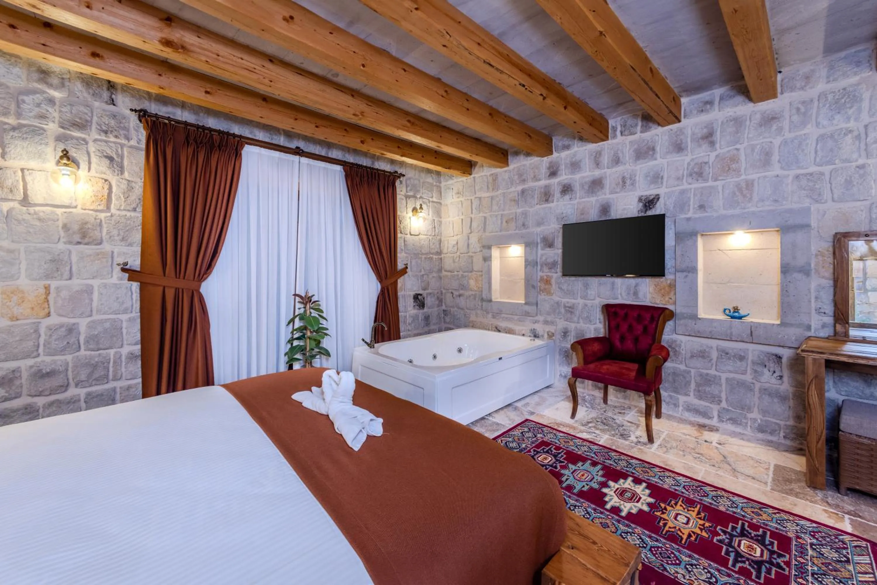 Photo of the whole room, Bed in Gala Cave Cappadocia