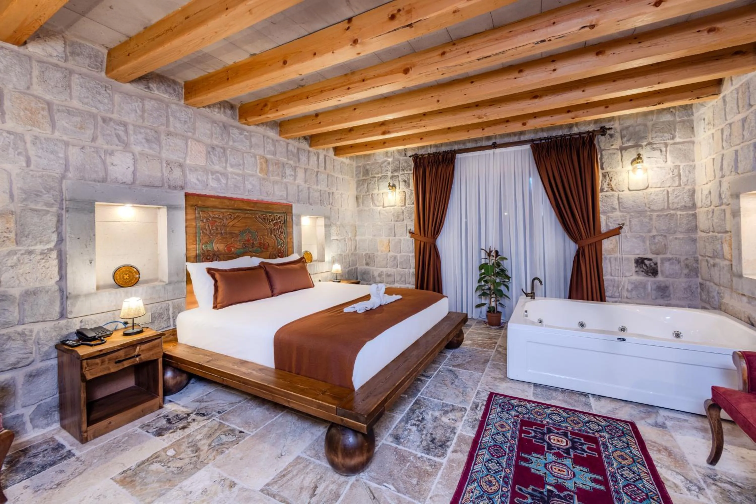 Photo of the whole room, Bed in Gala Cave Cappadocia