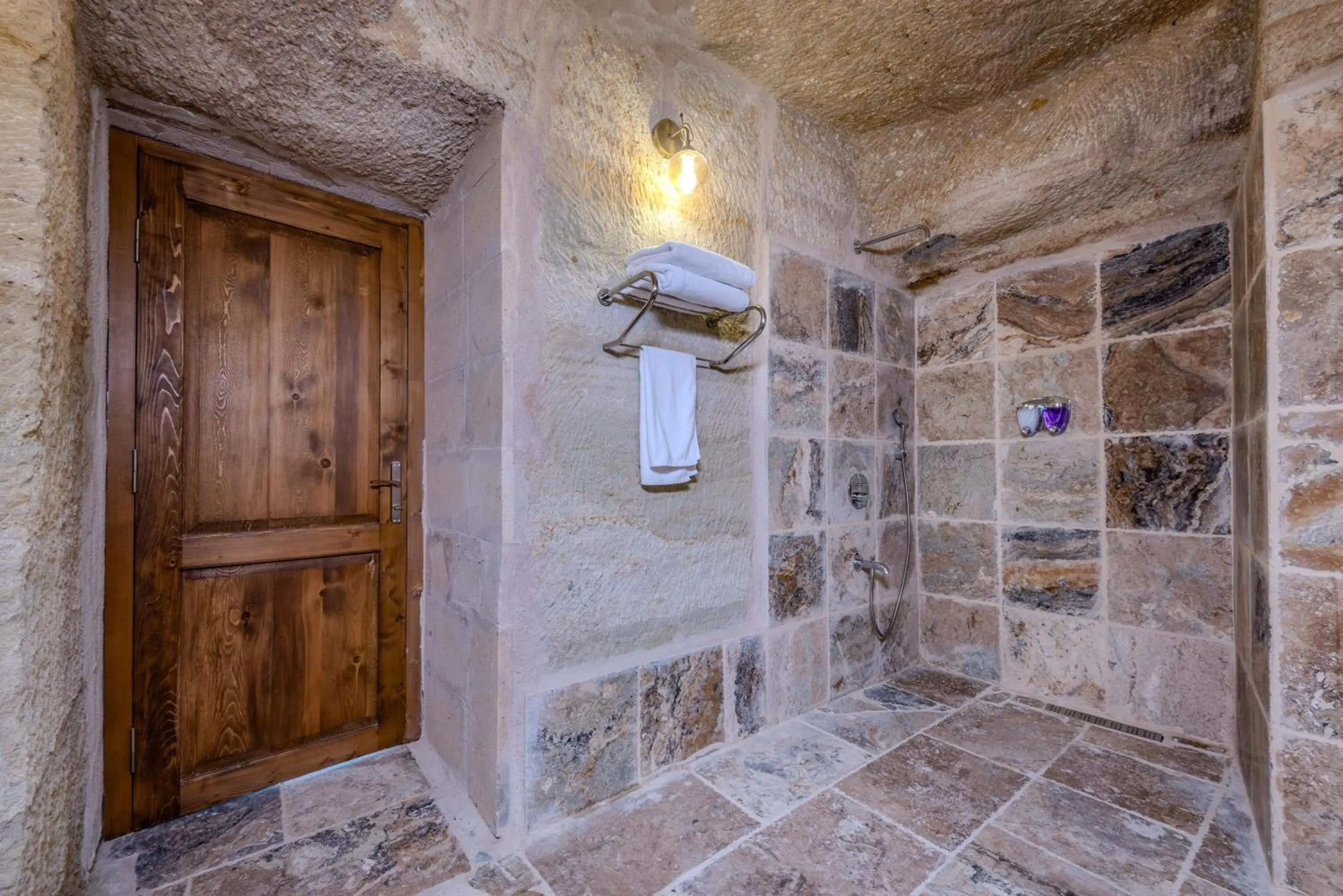 Bathroom in Gala Cave Cappadocia