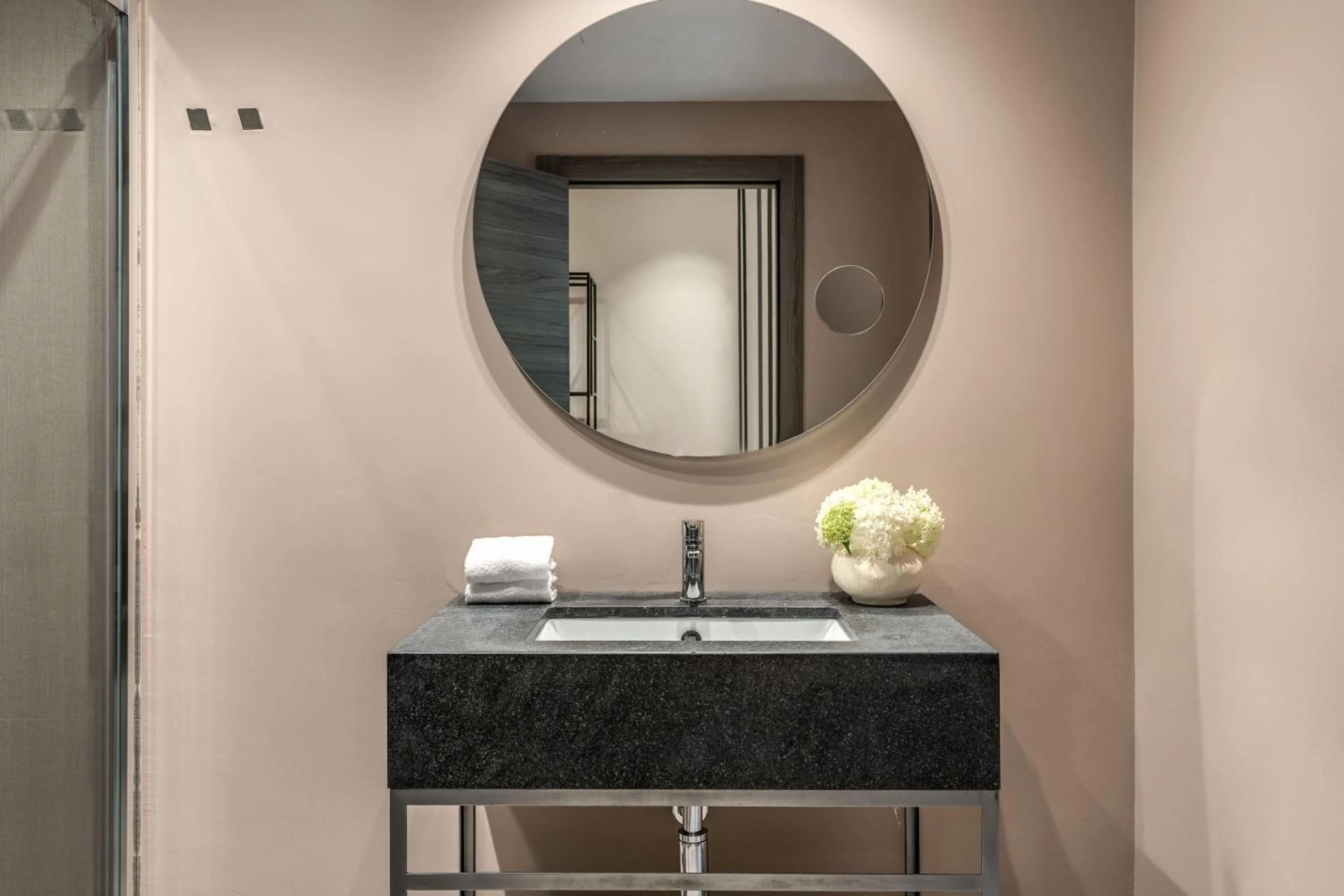 Bathroom in Parioli Cube Hotel