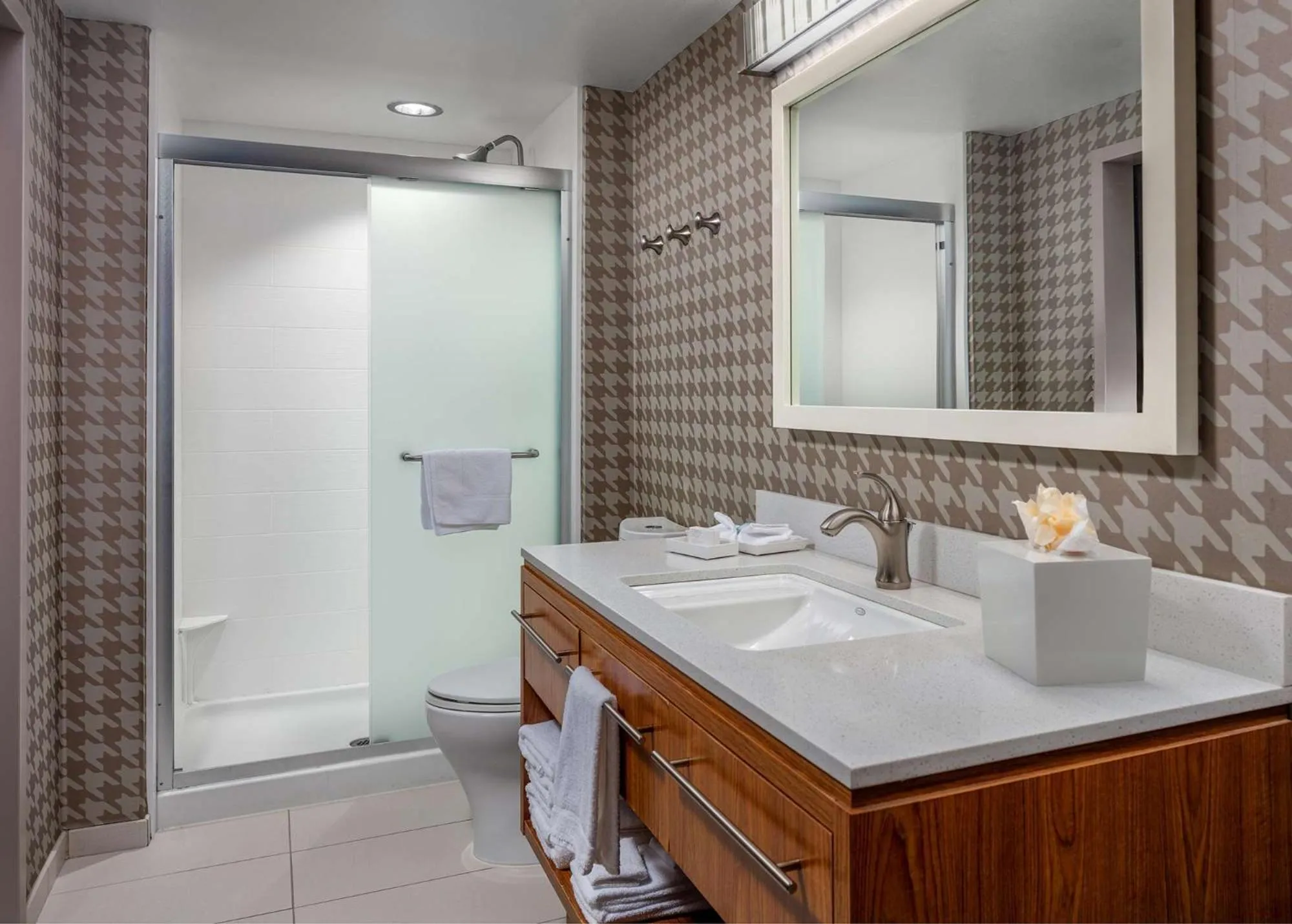 Bathroom in Home2 Suites by Hilton Little Rock West